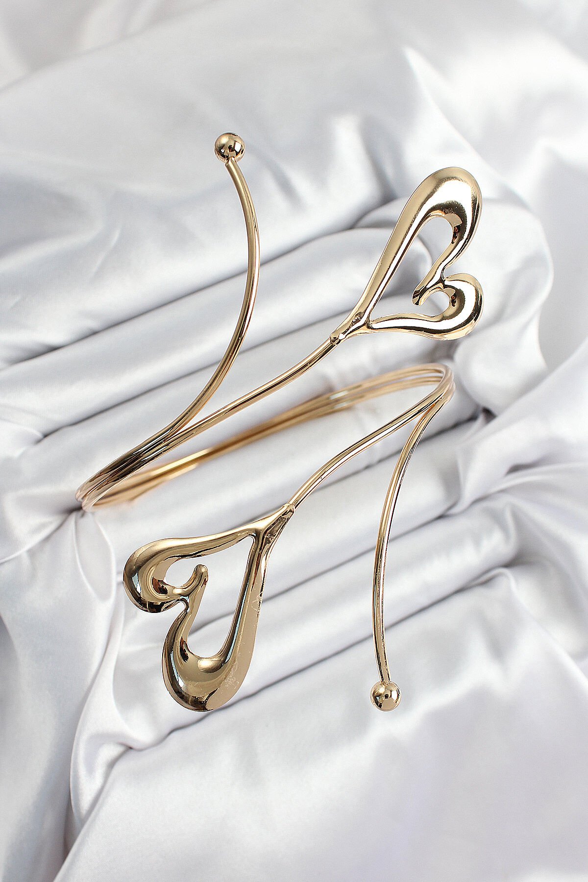 Pirinç Kalp Model Gold Renk Kadın Pazu Bileklik - TJ-BB7422