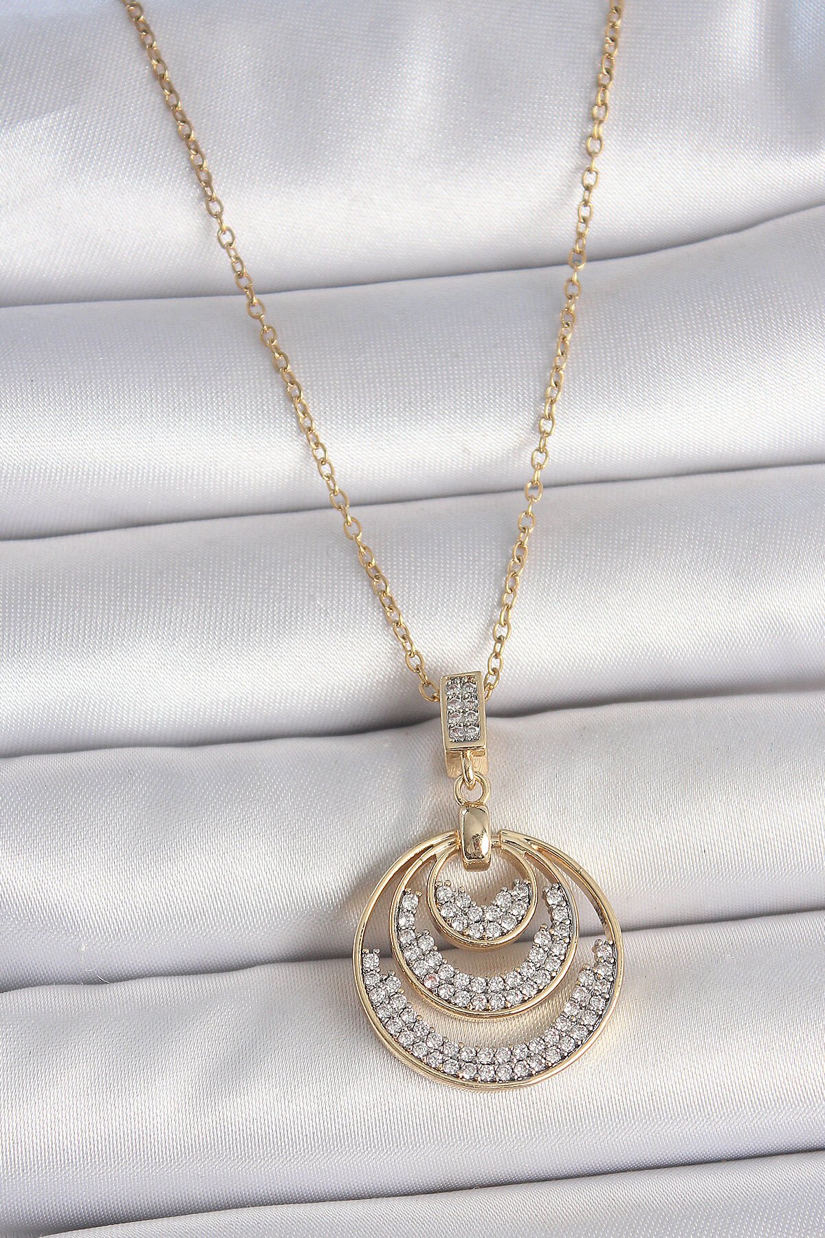 316L Çelik Gold Renk Zirkon Taşlı Madalyon Model Kadın Kolye - TJ-BKO10089