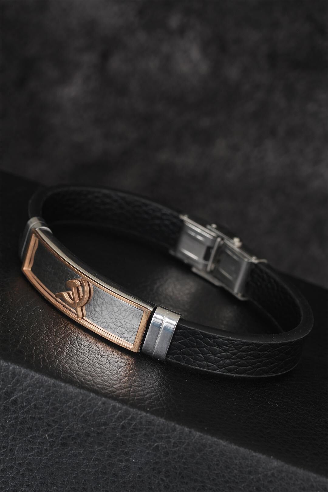 Rose Renk Orak Figürlü Metal Aksesuarlı Siyah Renk Deri Erkek Bileklik - TJ-EB1402