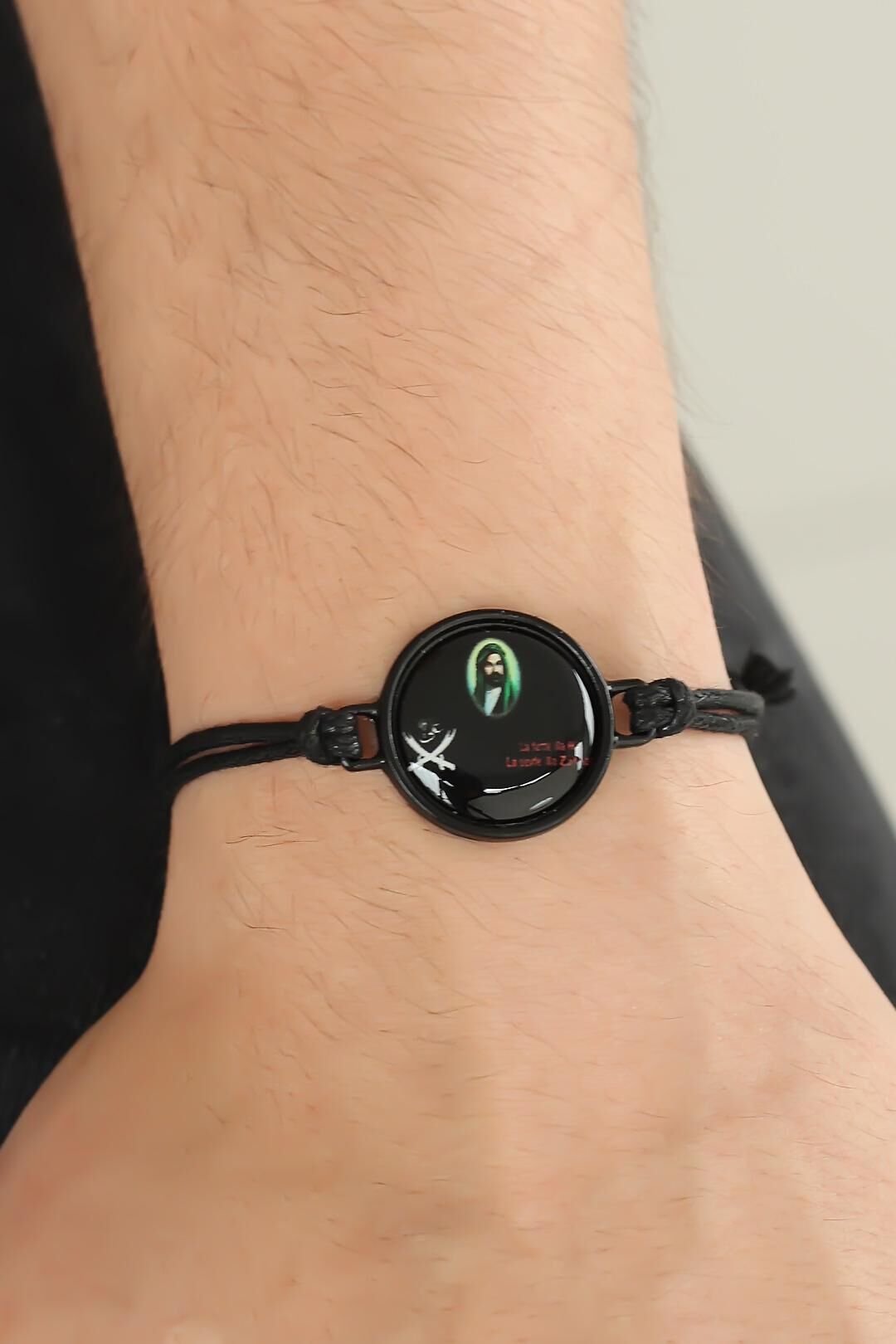 Siyah Renk Deri Ayarlamlı İpli Ya Ali Erkek Bileklik - TJ-EB2357-KS