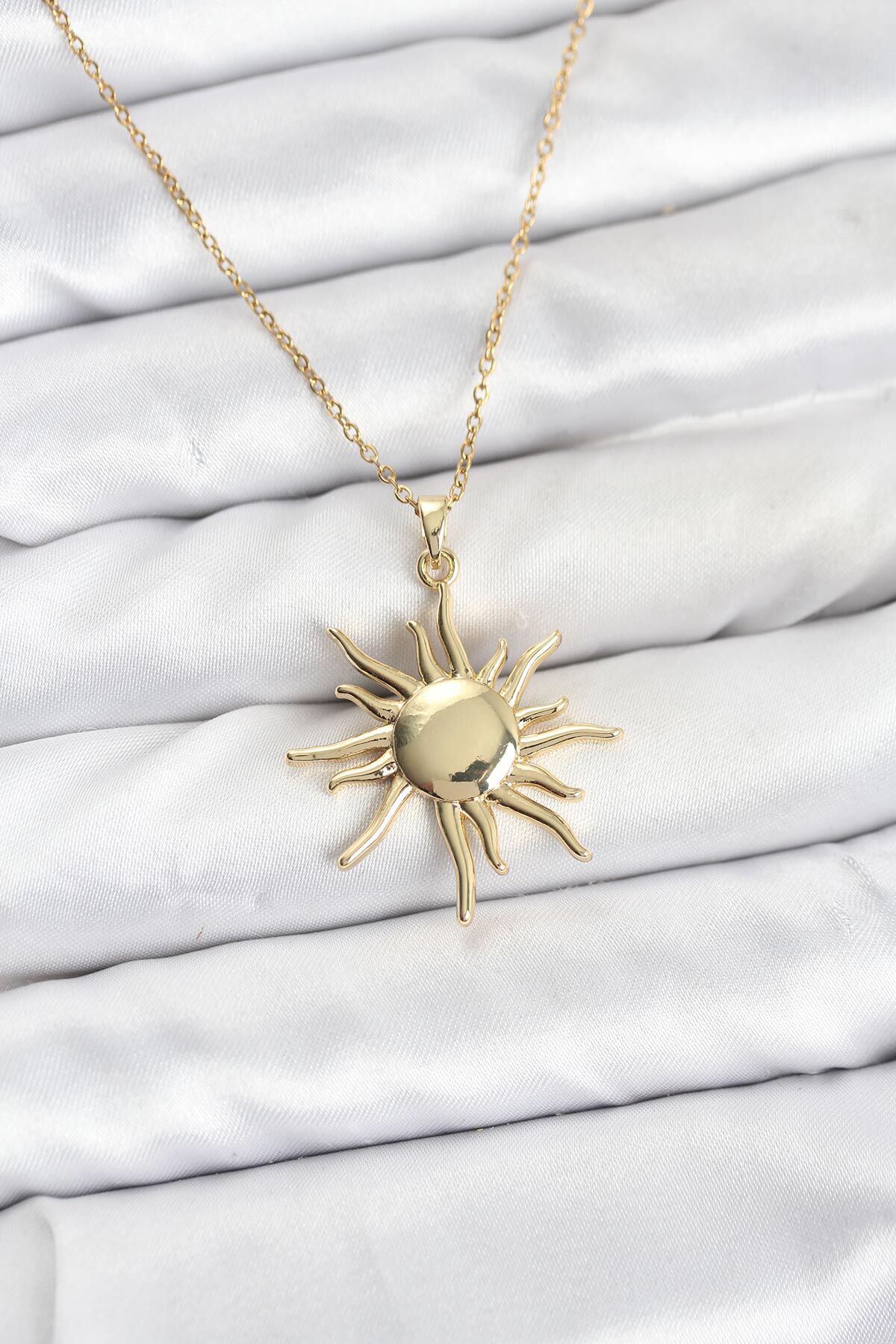 316L Çelik Zincir Gold Renk Güneş Model Kadın Kolye - TJ-BKO10901