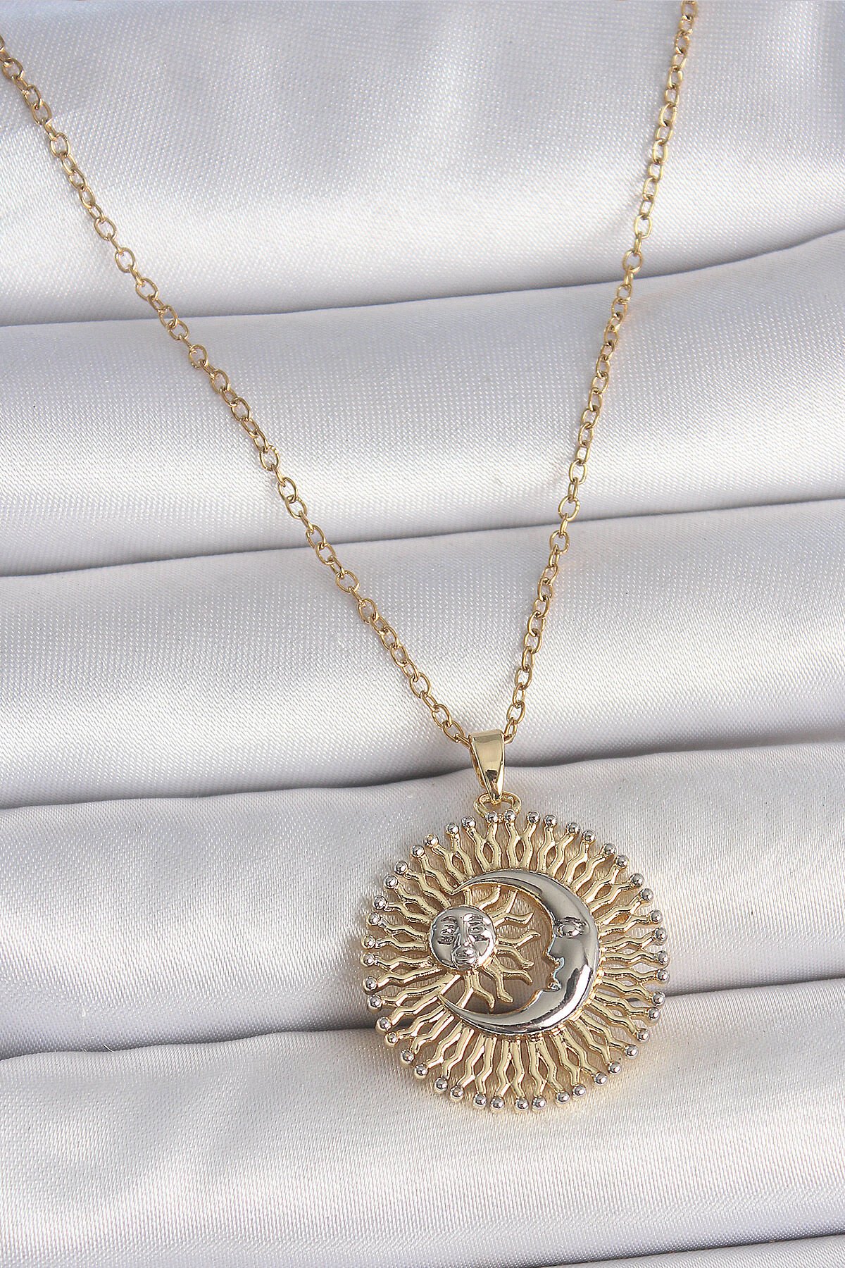 316L Çelik Gold Renk Mix Renk Ay Güneş Model Kadın Kolye - TJ-BKO10095