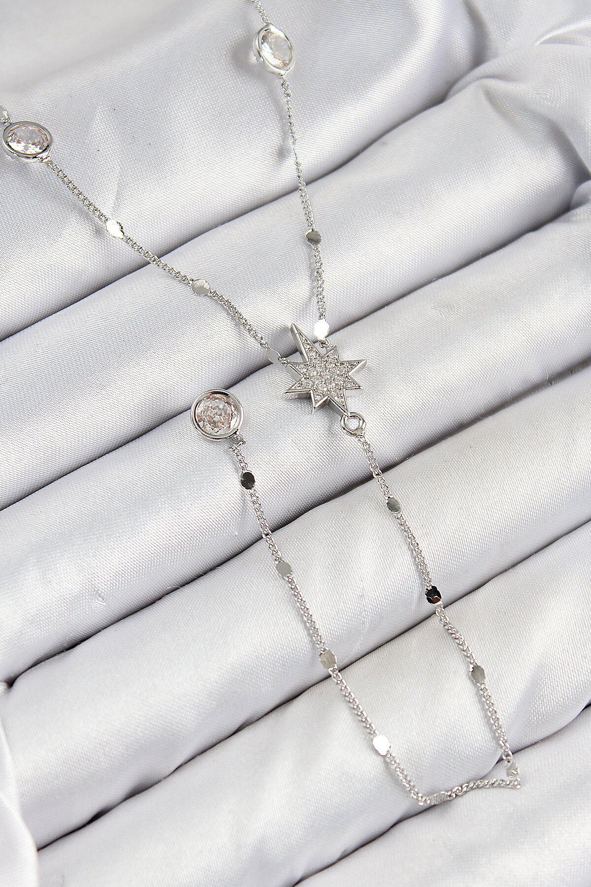 Pirinç Zirkon Taşlı Kutup Yıldızı Model Gümüş Renk Y Kolye - TJ-BKO10453