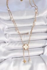 316L Çelik Gold Renk Zincir Beyaz Yonca Figür Sallantı Çiçek İnci Detay Kadın Kolye - TJ-BKO10109