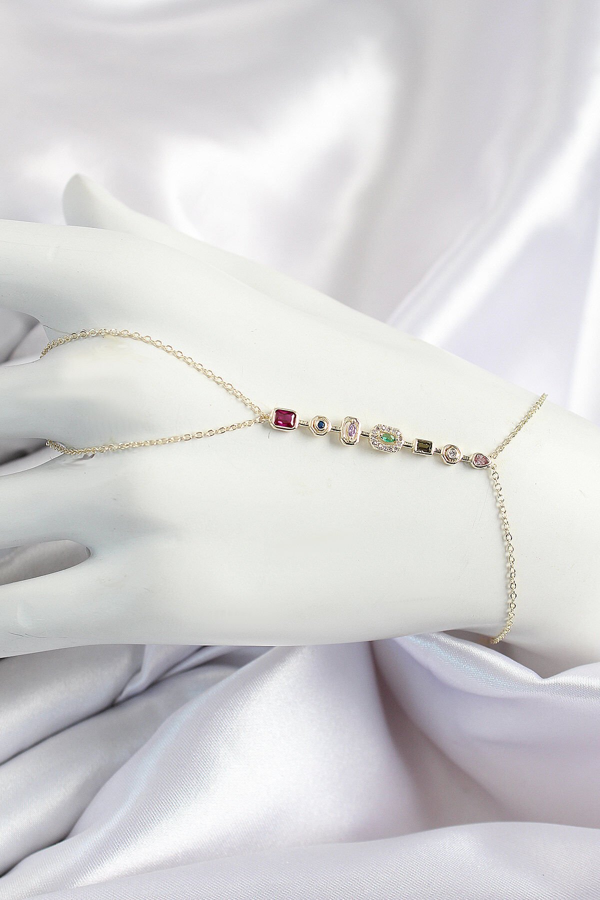 Pirinç Renkli Zirkon Taşlı Y Model Gold Renk Kadın Şahmeran - TJ-SN686