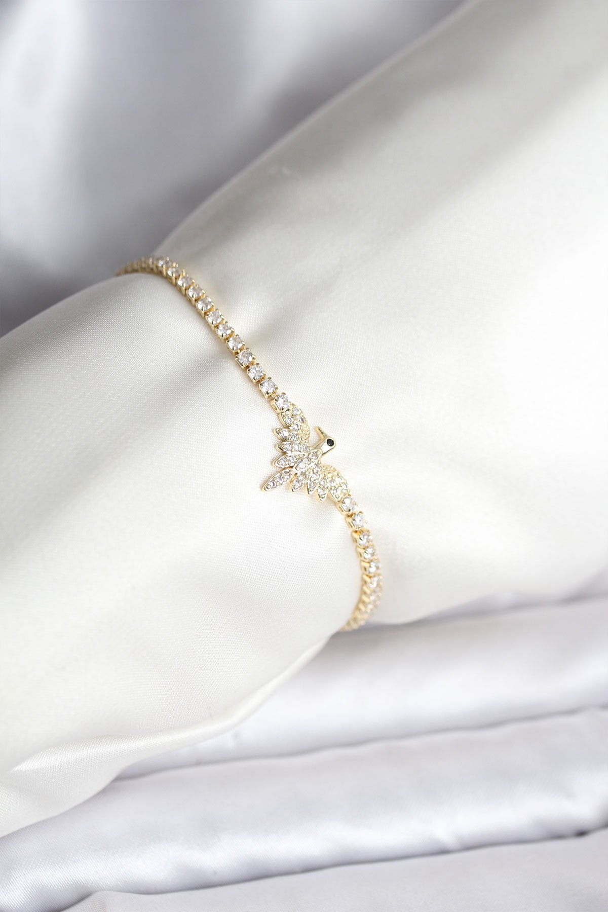 Anka Kuşu Model Zirkon Taşlı Gold Renk Pirinç Su Yolu Kadın Bileklik - TJ-BB8098