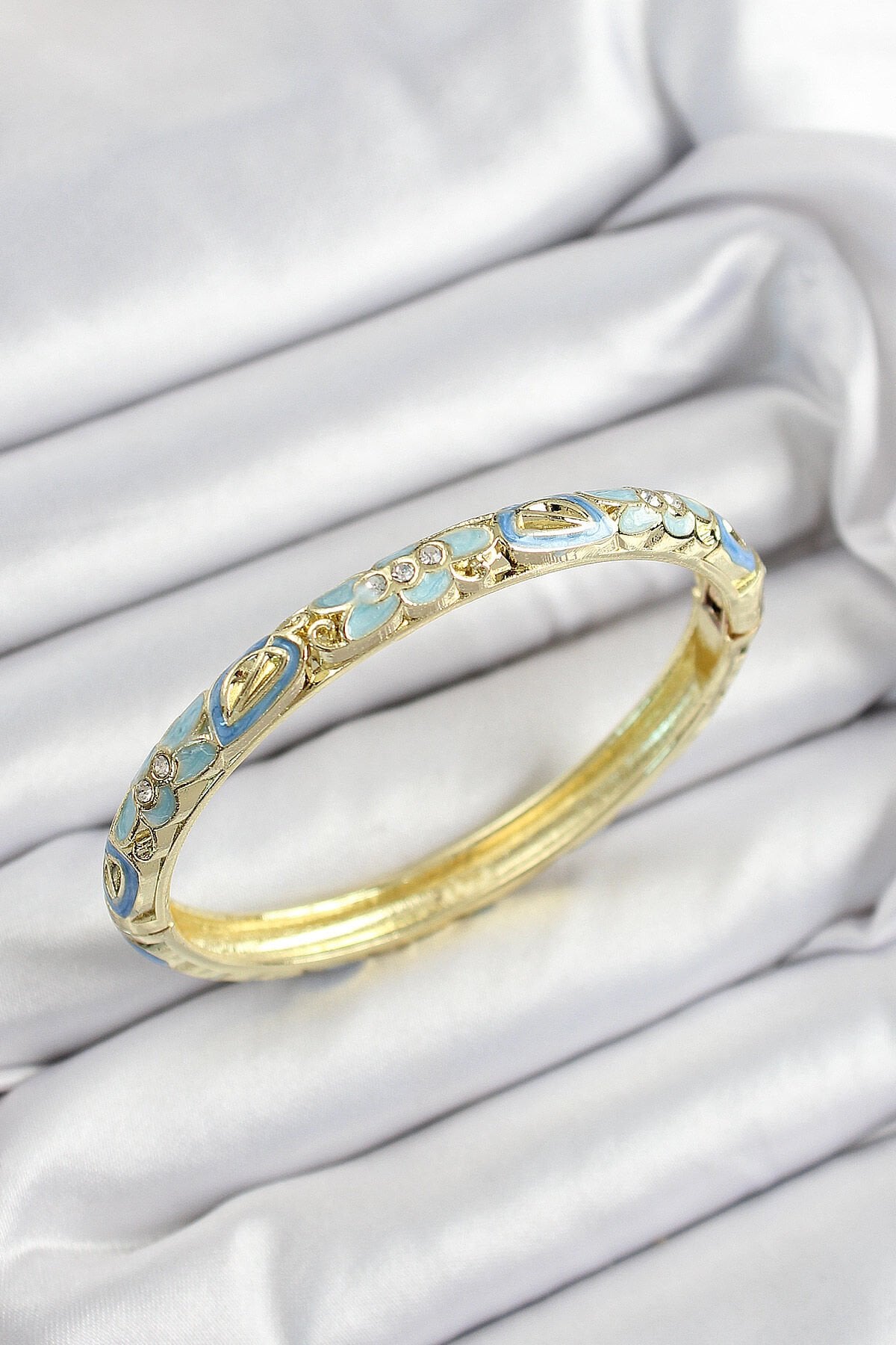 Mineli Pirinç Zirkon Taşlı Turkuaz Çiçek Motifli Gold Renk Kadın Kelepçe - TJ-BB7448