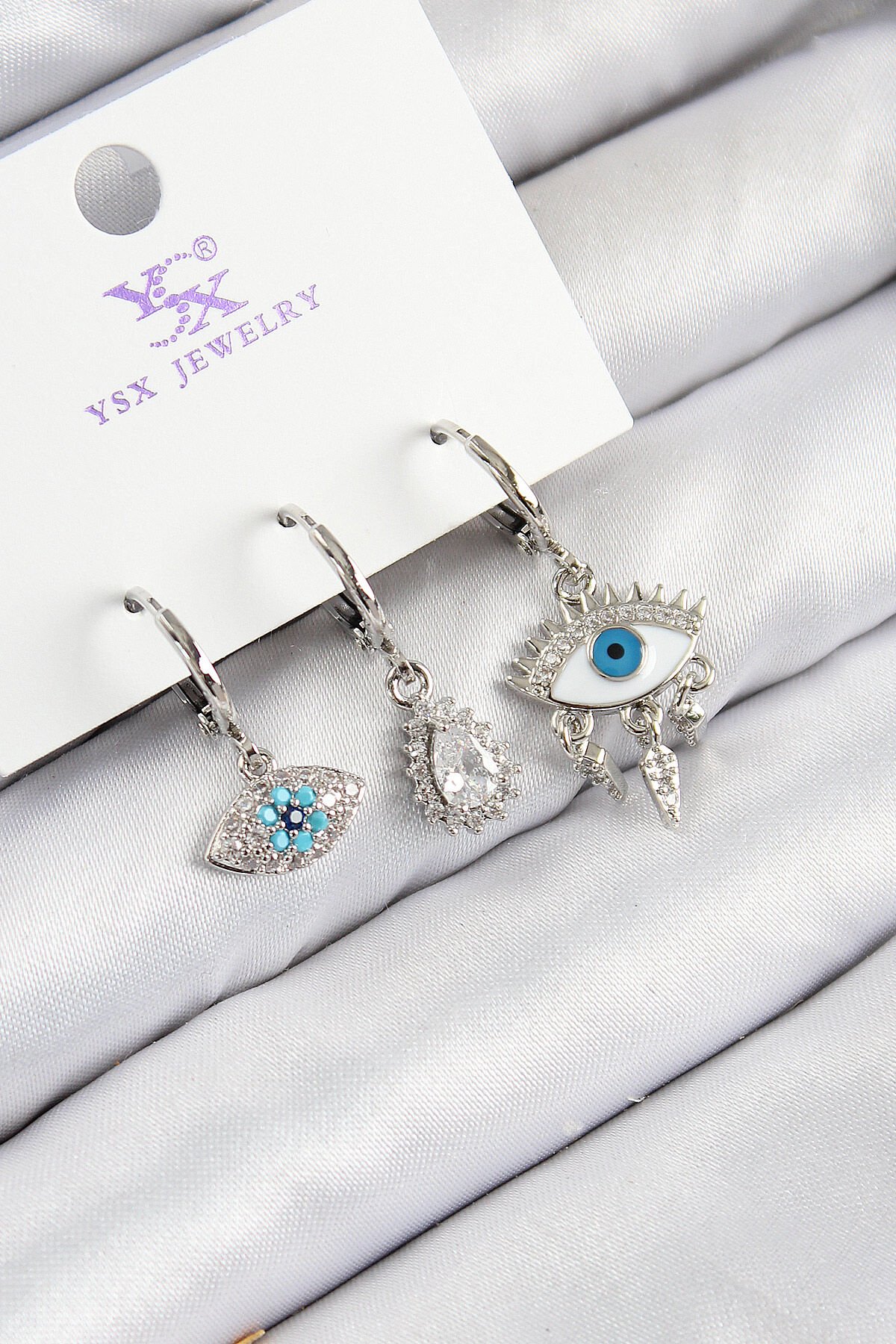 Pirinç Zirkon Taşlı 3'lü Fatma'nın Gözü Model Gümüş Renk Kadın Küpe - TJ-BKP11130