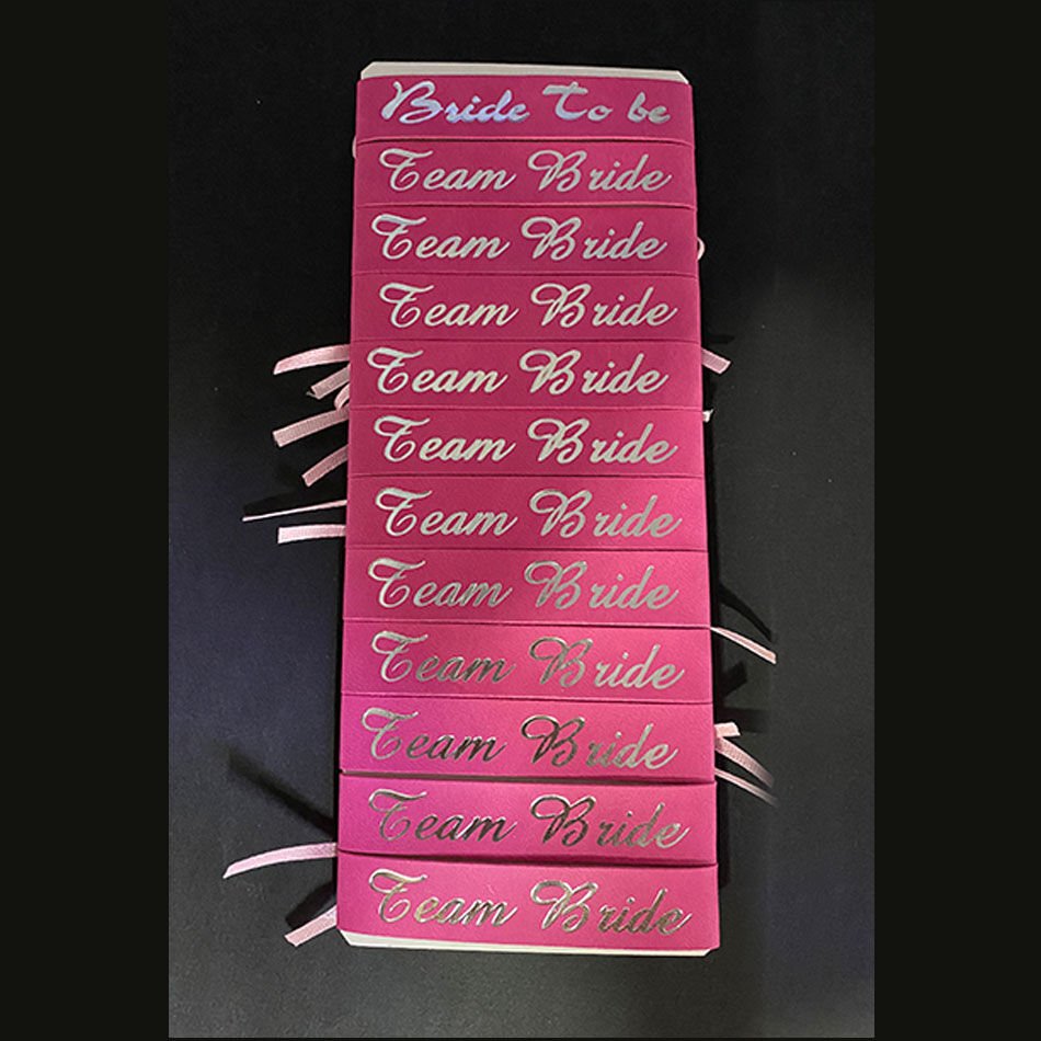 Bride To Be Bileklik - Team Bride Bileklik - Pembe Üzeri Metalize Gümüş Yazılı 12 Adet