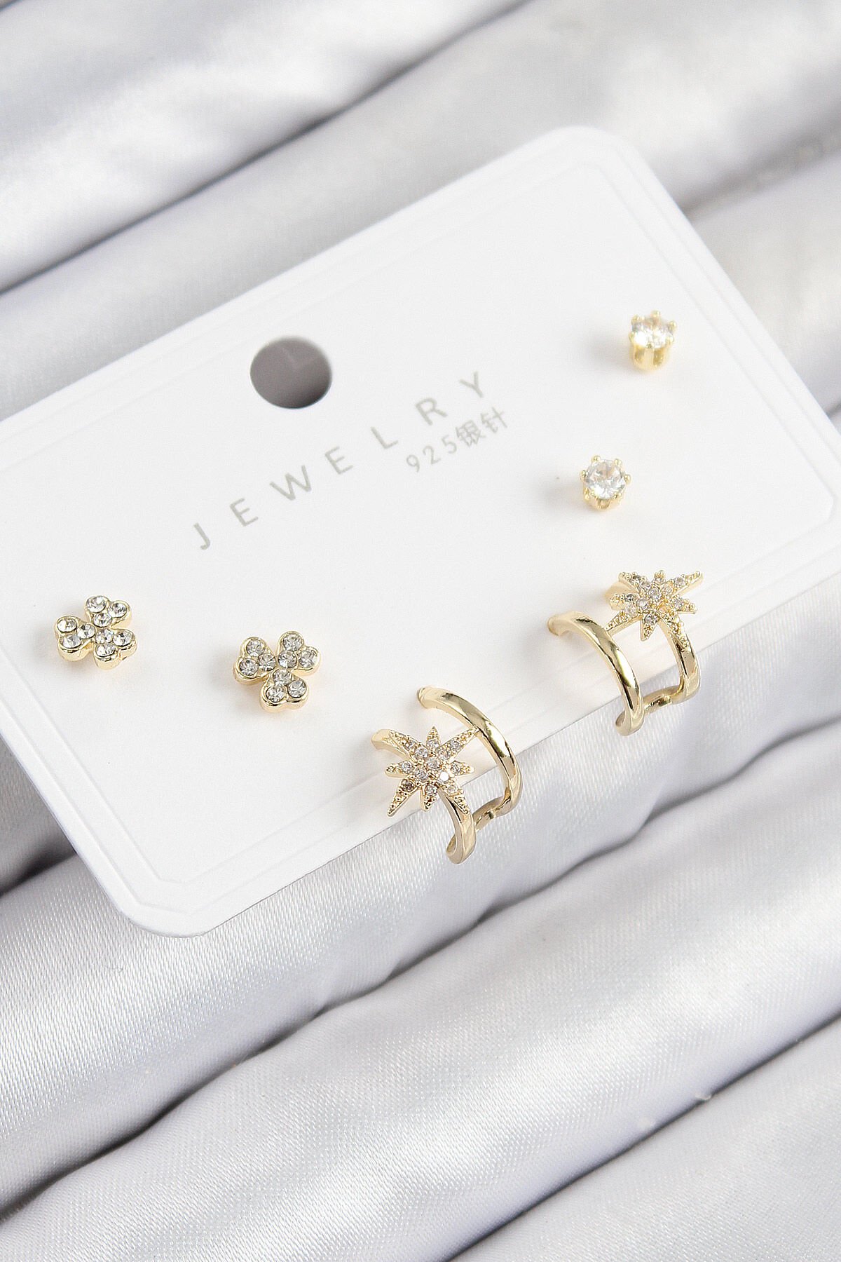 Pirinç Zirkon Taşlı Kutup Yıldızı Model Gold Renk 925 Ayar Gümüş Çivi Kadın Küpe Set - TJ-BKP11168