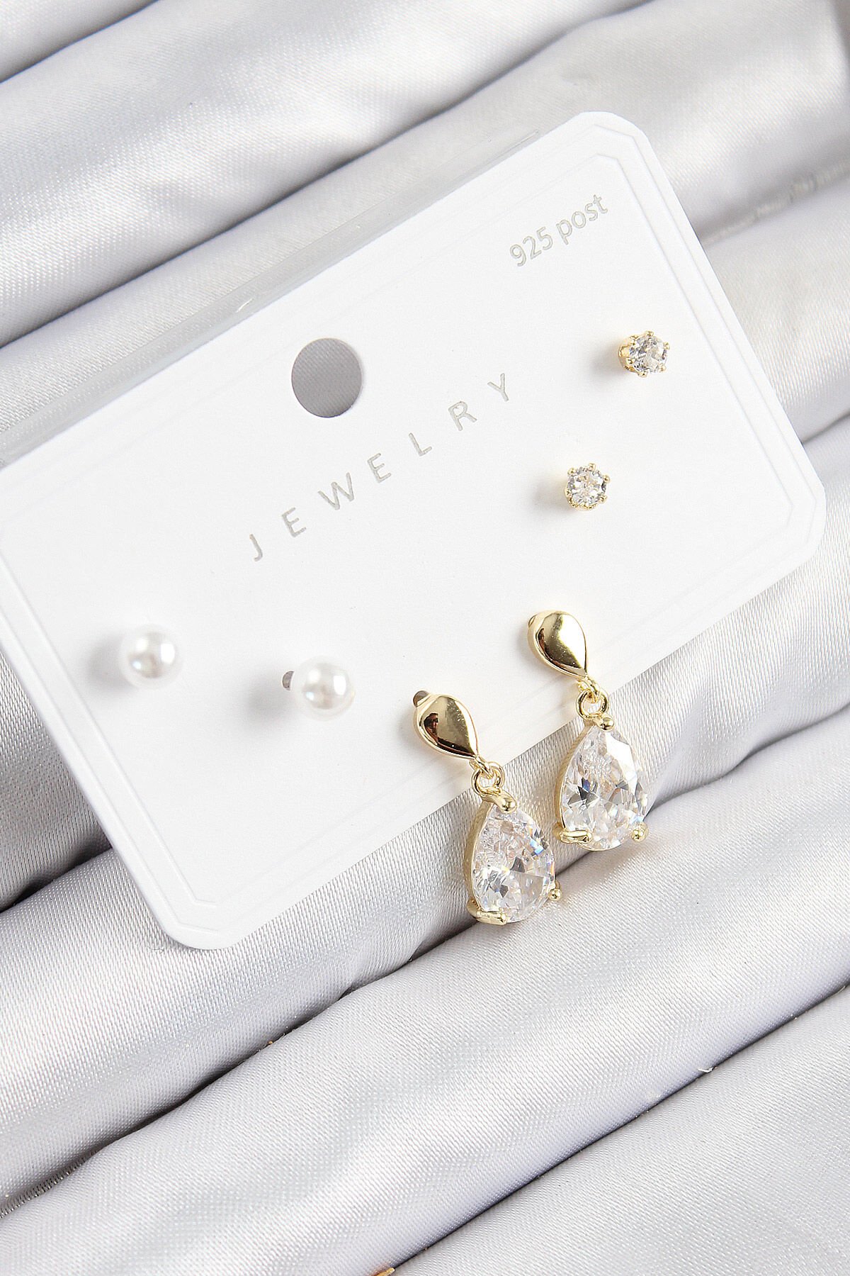 Pirinç Zirkon Taşlı Sallantılı Damla Model Gold Renk 925 Ayar Gümüş Çivi Kadın Küpe Set - TJ-BKP11172