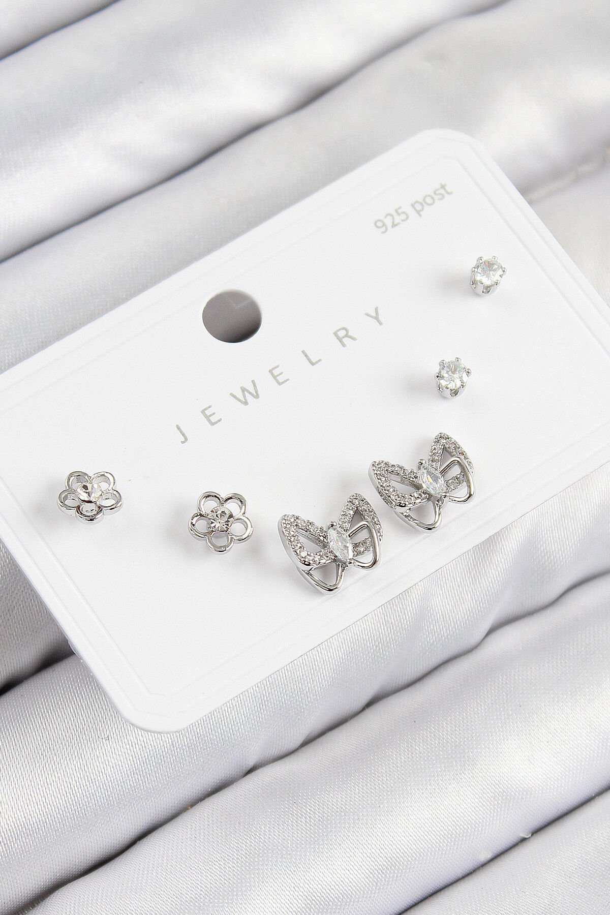 Pirinç Zirkon Taşlı Kelebek Model Gümüş Renk 925 Ayar Gümüş Çivi Kadın Küpe Set - TJ-BKP11181