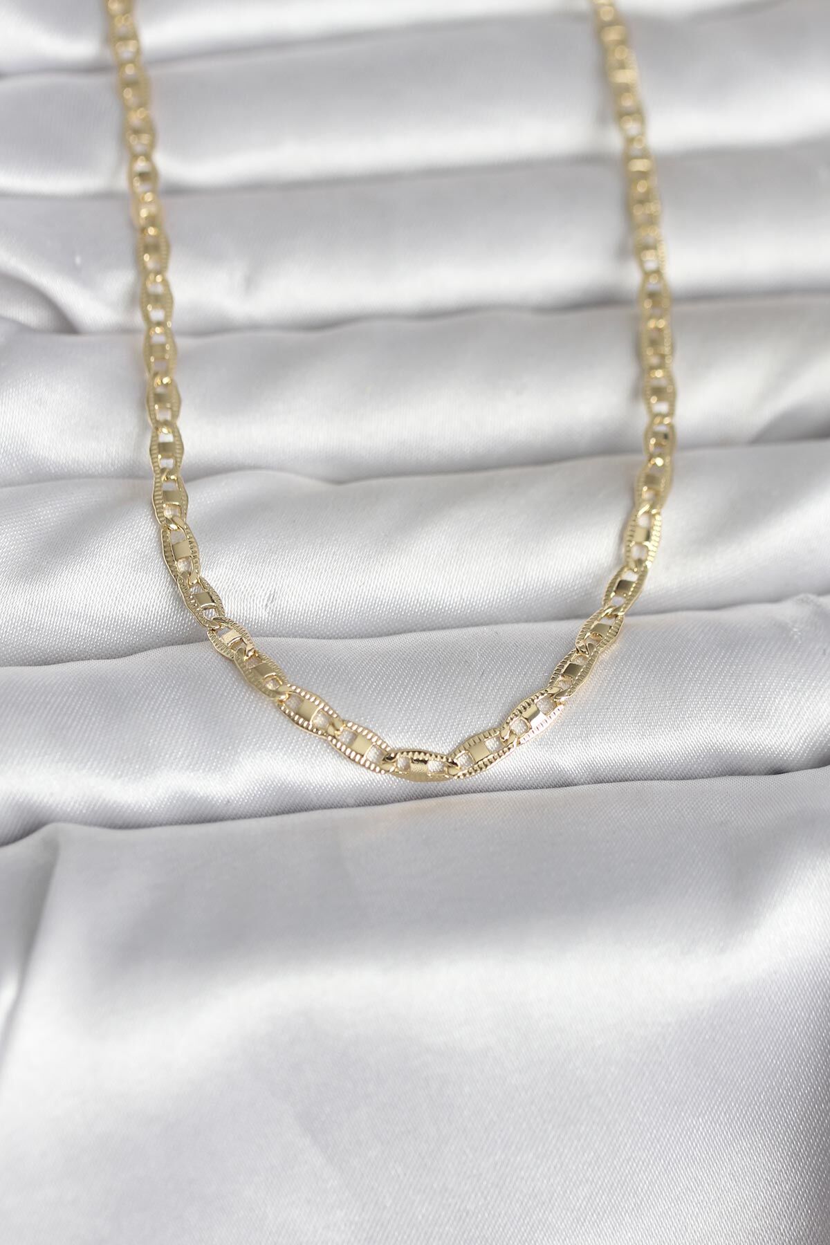 CM 14K Gold Renk Lazer Kesim Zincirli Model 60 cm Kadın Kolye - TJ-BKO10981