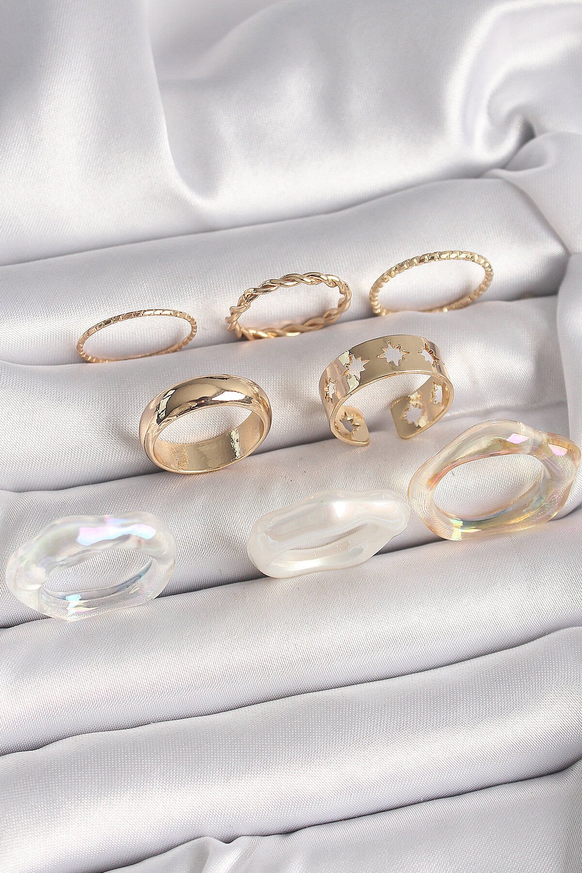 Pirinç Gold Renk Beyaz Akrilik Plastik Modek Kutup Yıldız İşleme Detay Kadın Yüzük Kombini - TJ-BYK3666