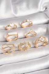 Pirinç Gold Renk Beyaz Mineli Kalp Zirkon Taşlı Çiçek Detay Kadın Yüzük Kombini - TJ-BYK3676