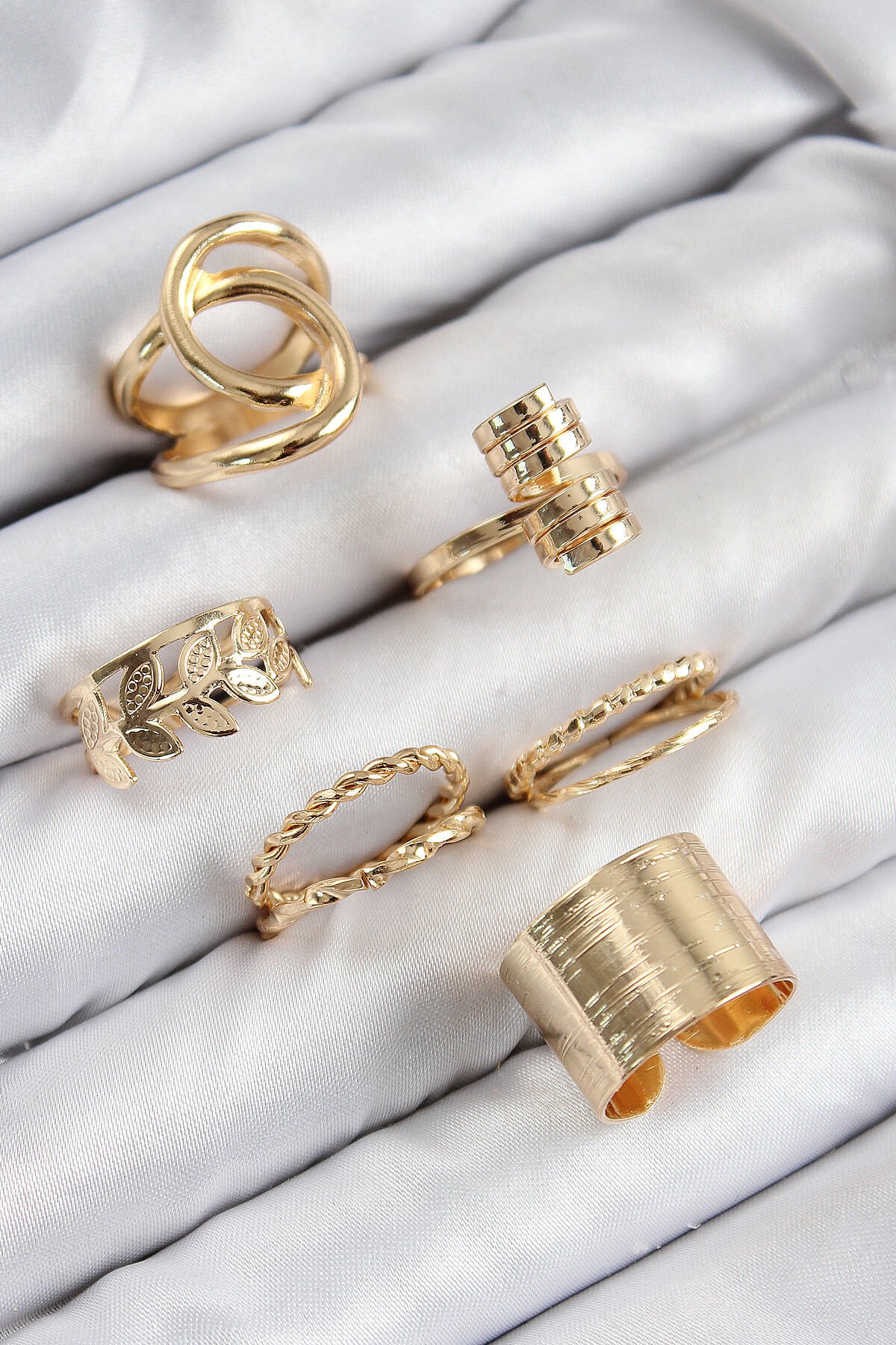 Pirinç Yaprak Model Gold Renk Kadın Yüzük Kombin Set - TJ-BYK3819