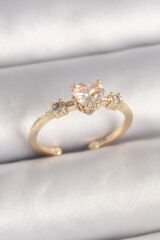 Pirinç Gold Renk Zirkon Taşlı Kalp Model Ayarlanabilir Kadın Yüzük - TJ-BYK3685