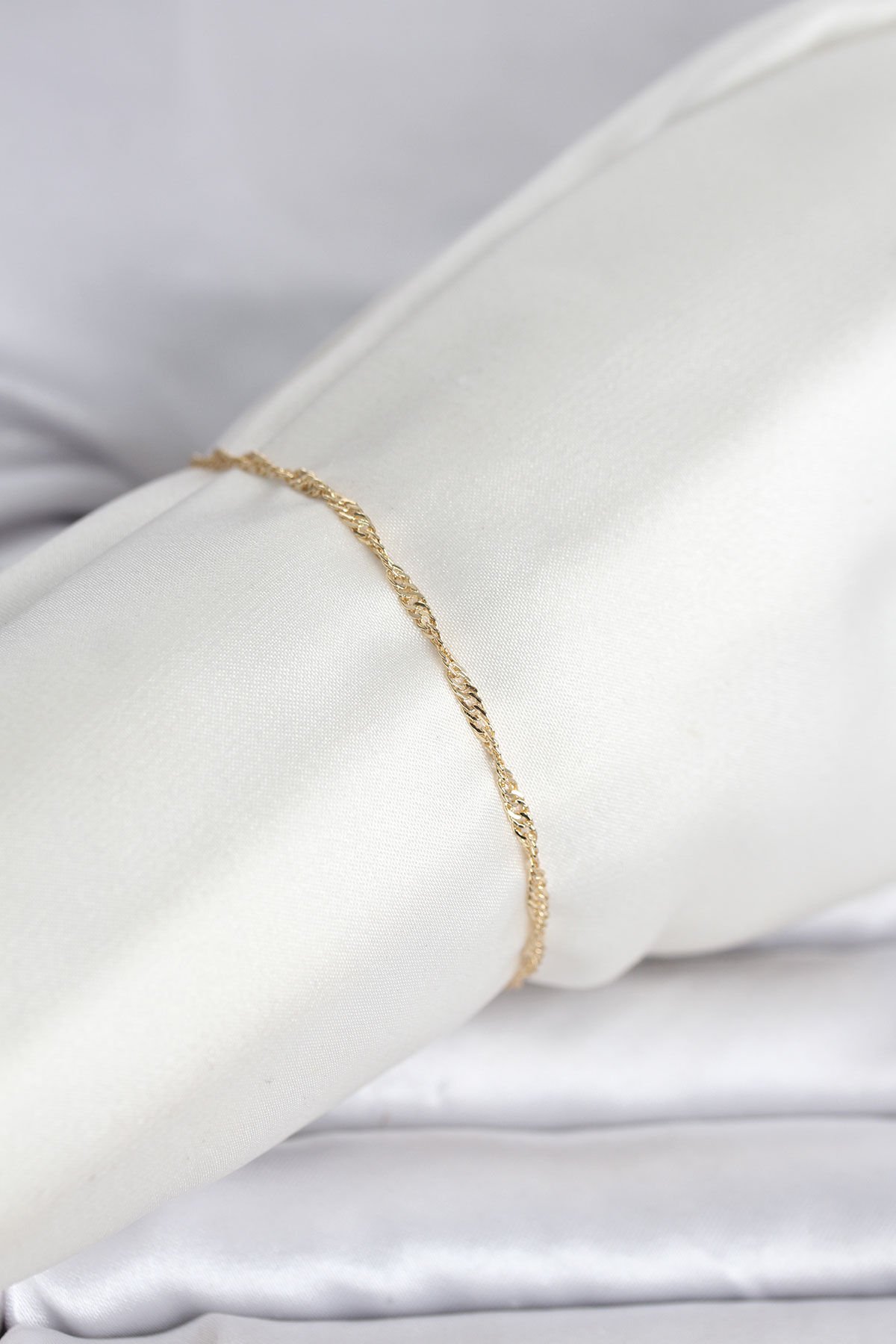 CM 14K Gold Renk Ezme Burgu Zincir Model Kadın Bileklik - TJ-BB8280