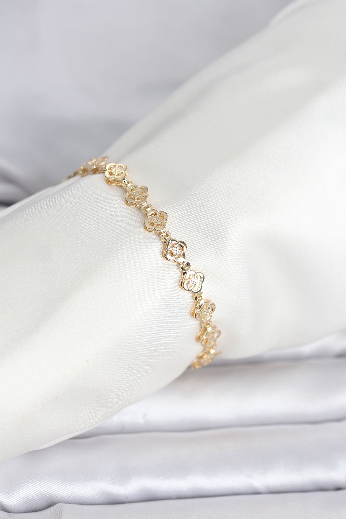 CM 14K Gold Renk Yonca Model Kadın Bileklik - TJ-BB8290