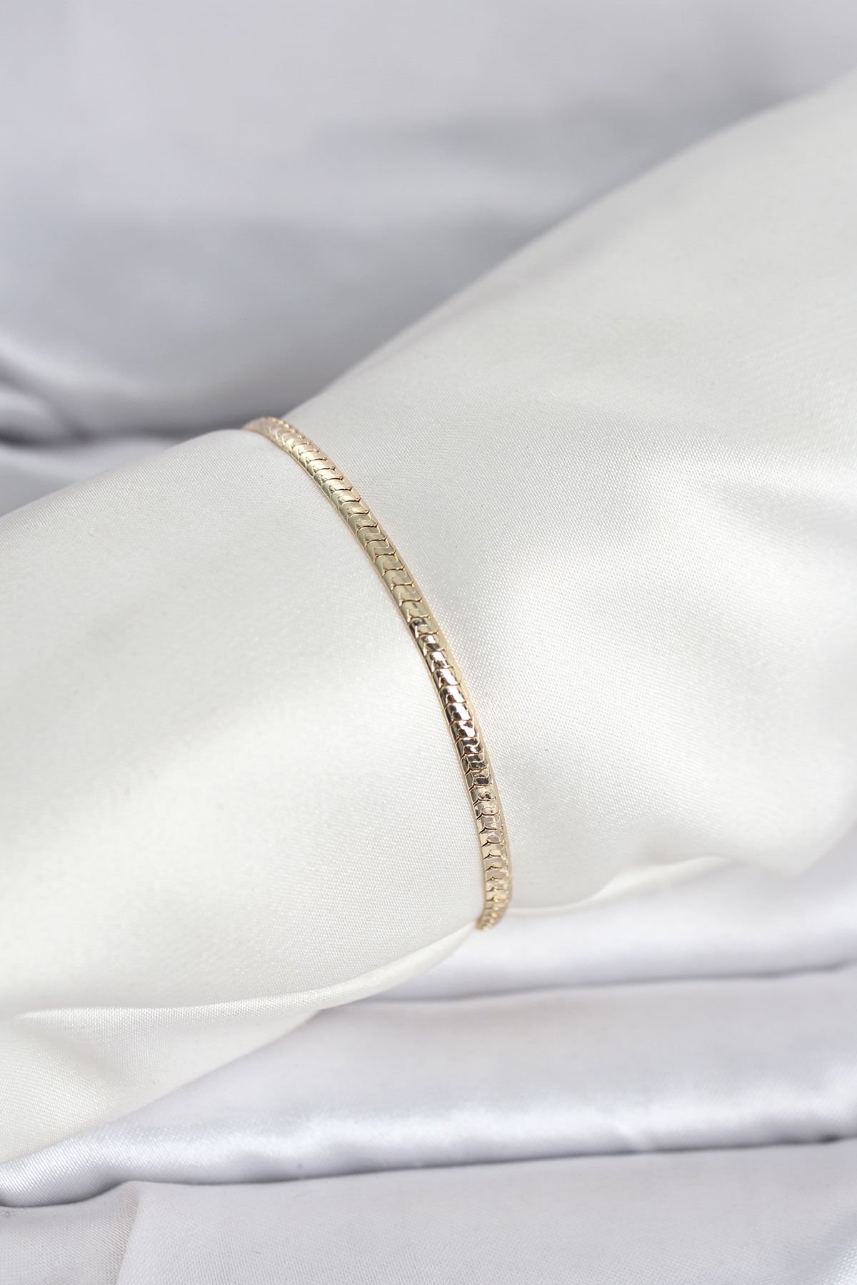 CM 14K Gold Renk Yassı Zincir Model Kadın Bileklik - TJ-BB8291