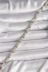 Pirinç Gümüş Renk Zirkon Taşlı Gold Kalp VIP Seri Kadın Bileklik - TJ-BB6712
