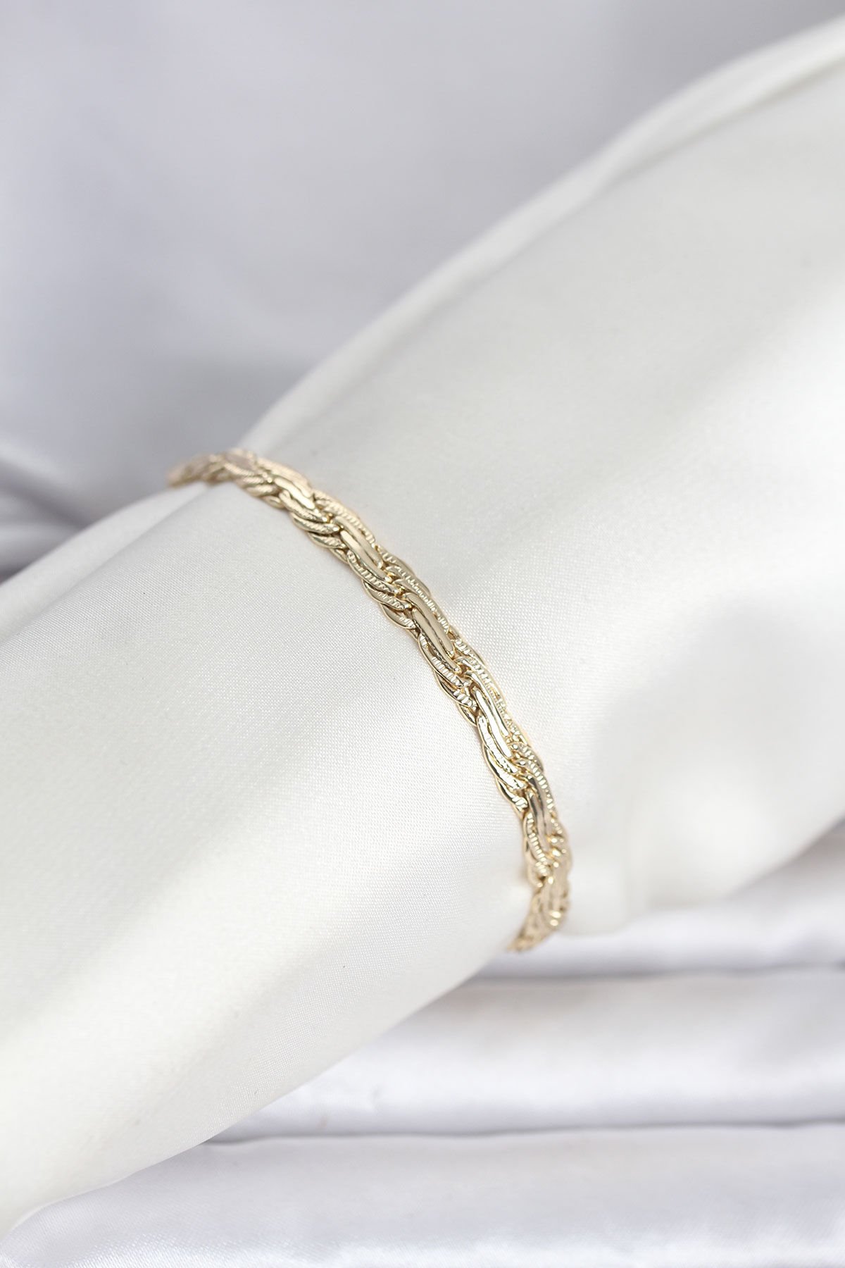 CM 14K Gold Renk Ezme Sarmal Zincir Model Kadın Bileklik - TJ-BB8299