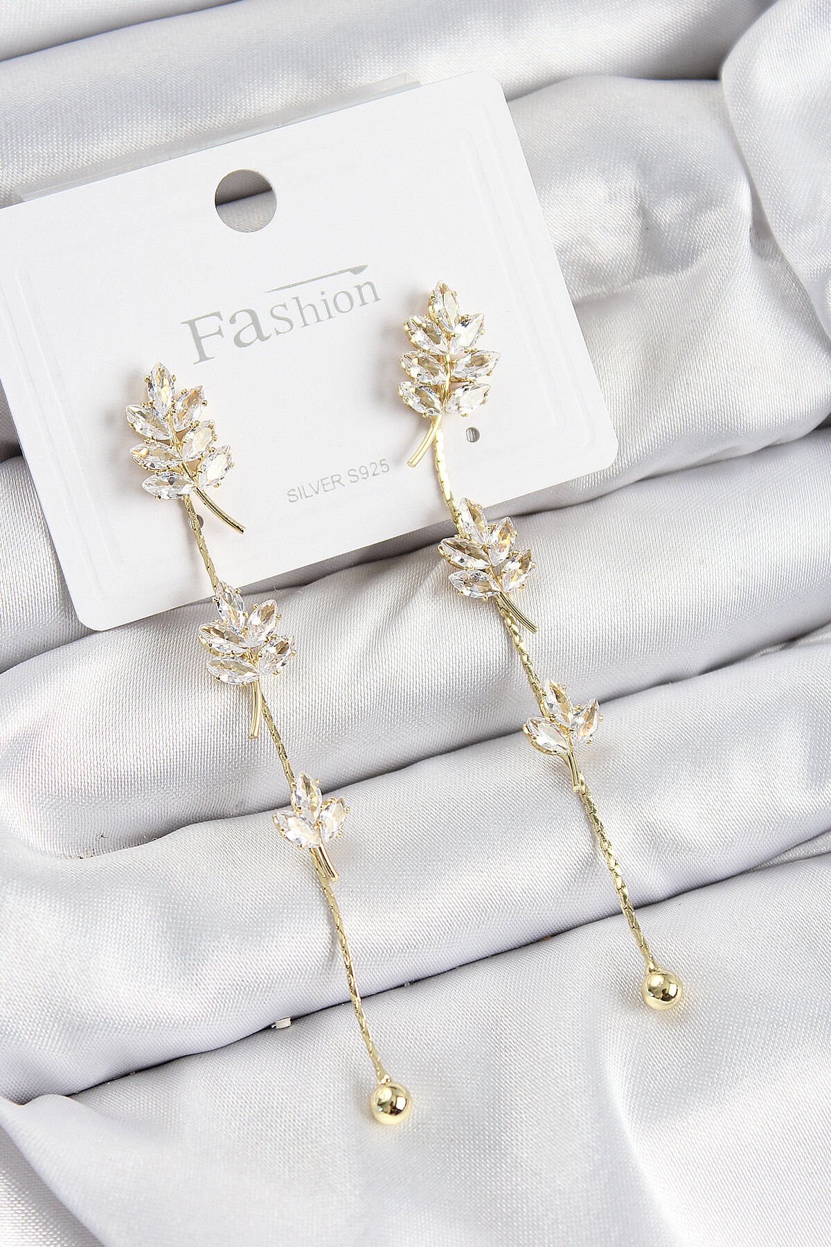 Pirinç Zirkon Taşlı Sallantılı  Model Gold Renk 925 Ayar Gümüş Çivi Kadın Küpe - TJ-BKP10976