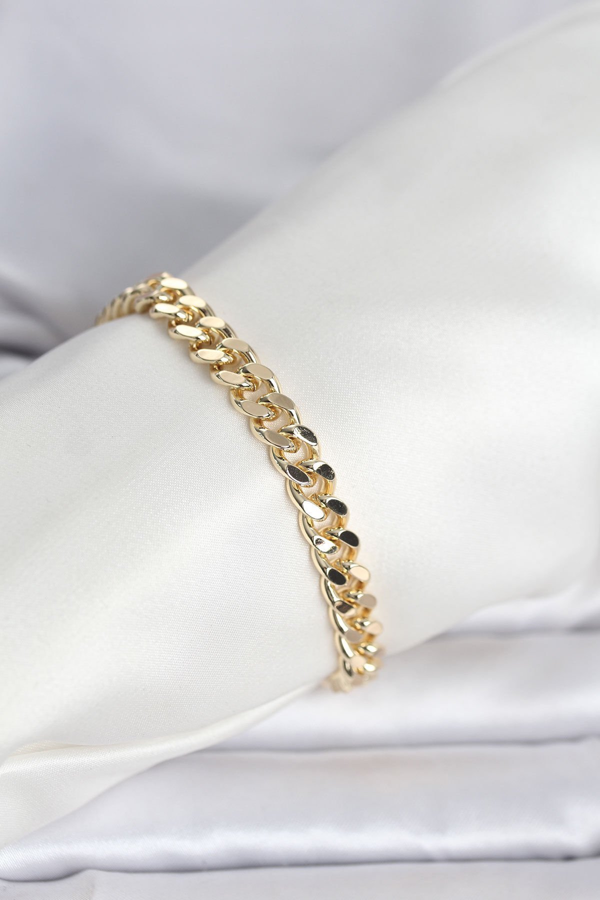 CM 14K Gold Renk Ezme Kalın Zincir Model Kadın Bileklik - TJ-BB8307