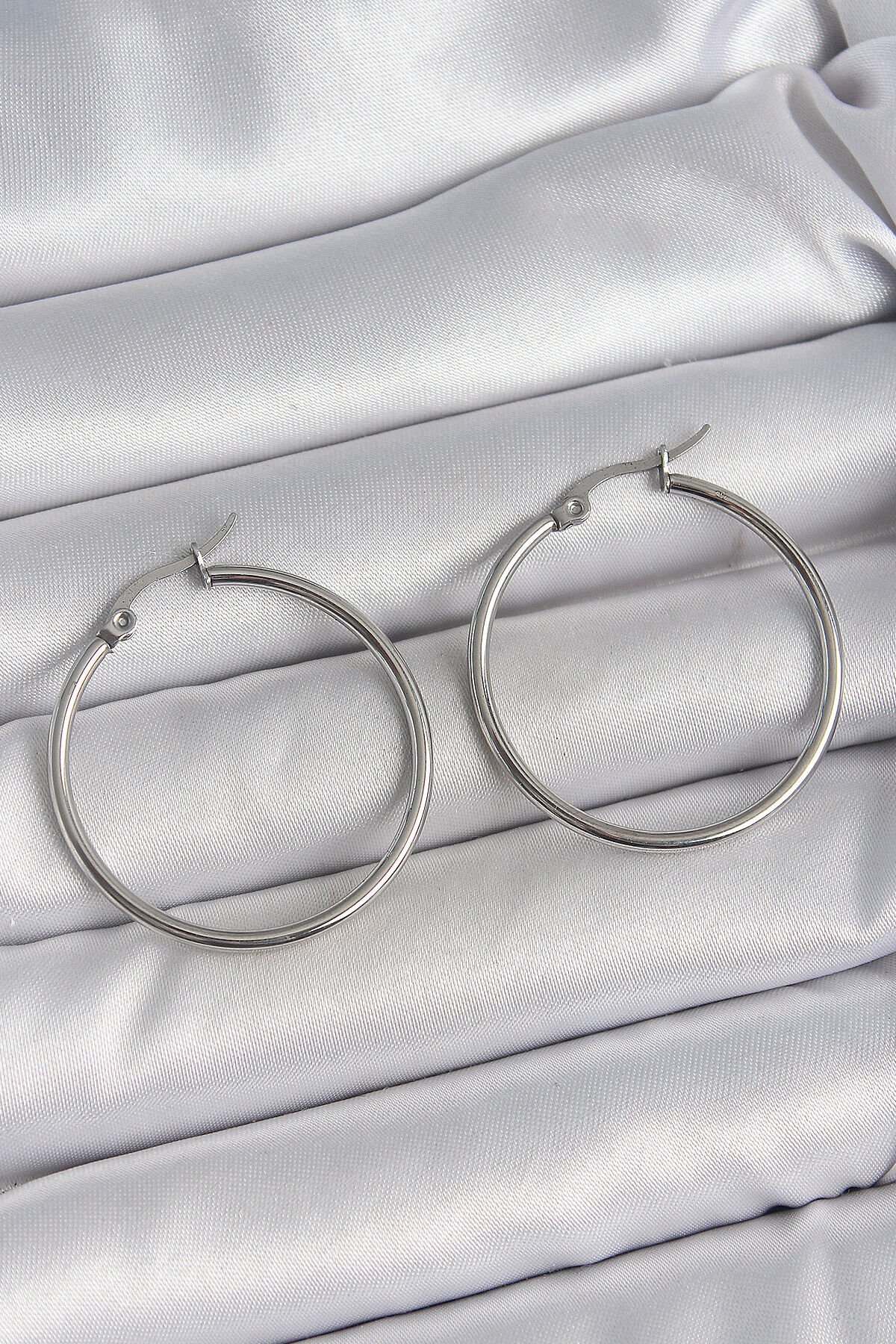 316 Çelik Gümüş Renk 33 mm Halka Model Kadın Küpe - TJ-BKP10515