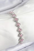 Pirinç Zirkon Taşlı Pembe Yonca Baget Model Gümüş Renk VIP Seri Kadın Bileklik - TJ-BB7505