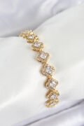 Pirinç Zirkon Taşlı Yonca Baget Model Gold Renk VIP Seri Kadın Bileklik - TJ-BB7510
