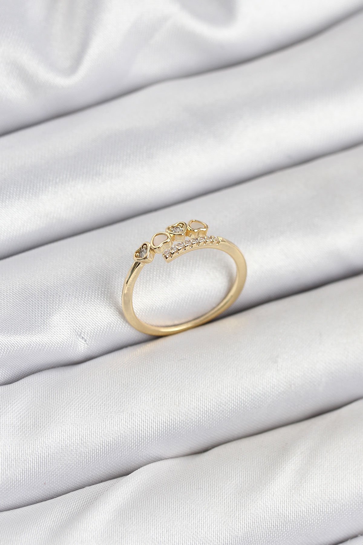 Pirinç Gold Renk Kalpli Detaylı Zirkon Taşlı Kadın Yüzük - TJ-BYK3840