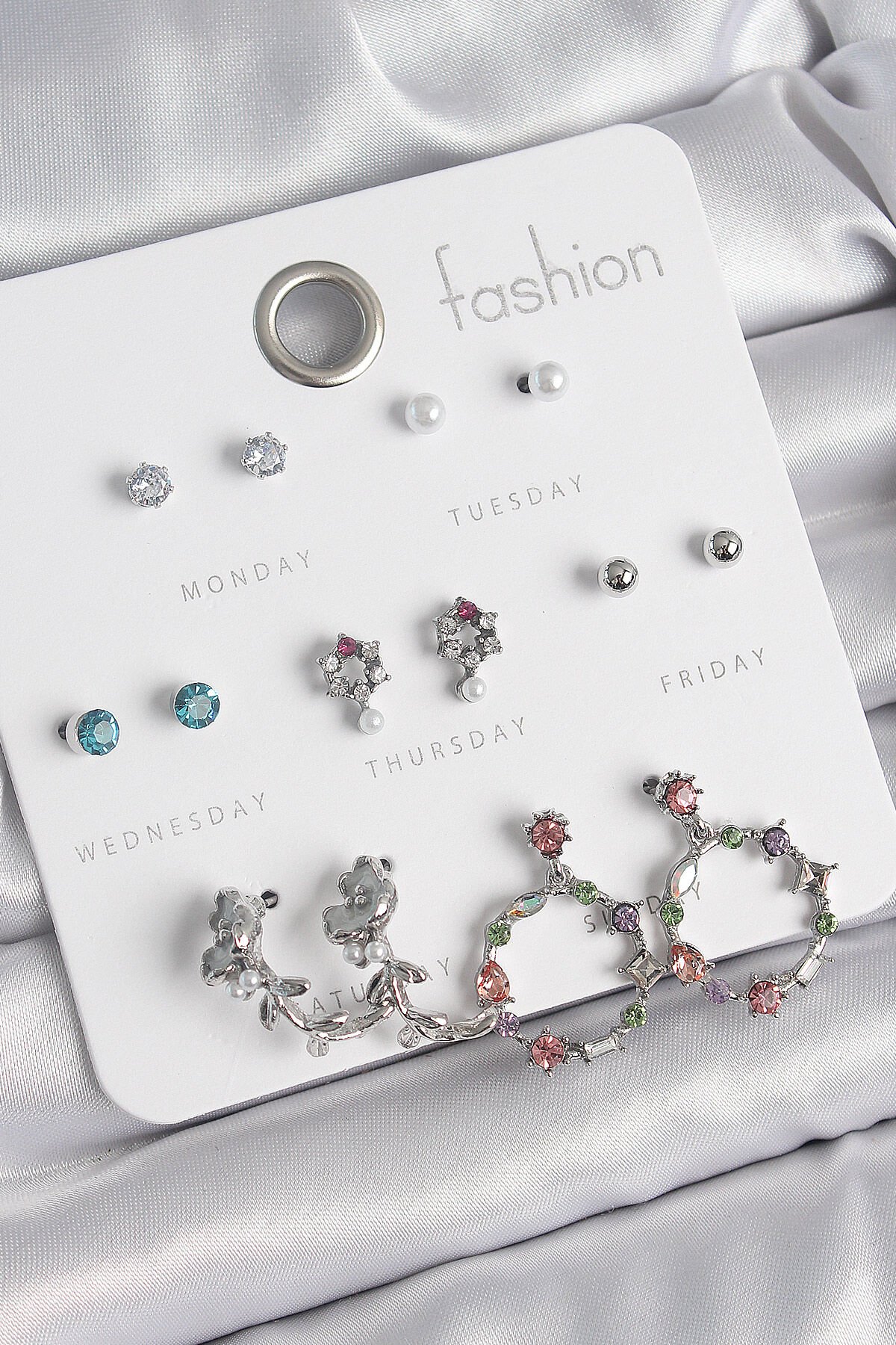 Pirinç Gümüş Renk Zirkon Taşlı Gül Figür Halka Model 7 Çift Kadın Küpe Seti - TJ-BKP10544