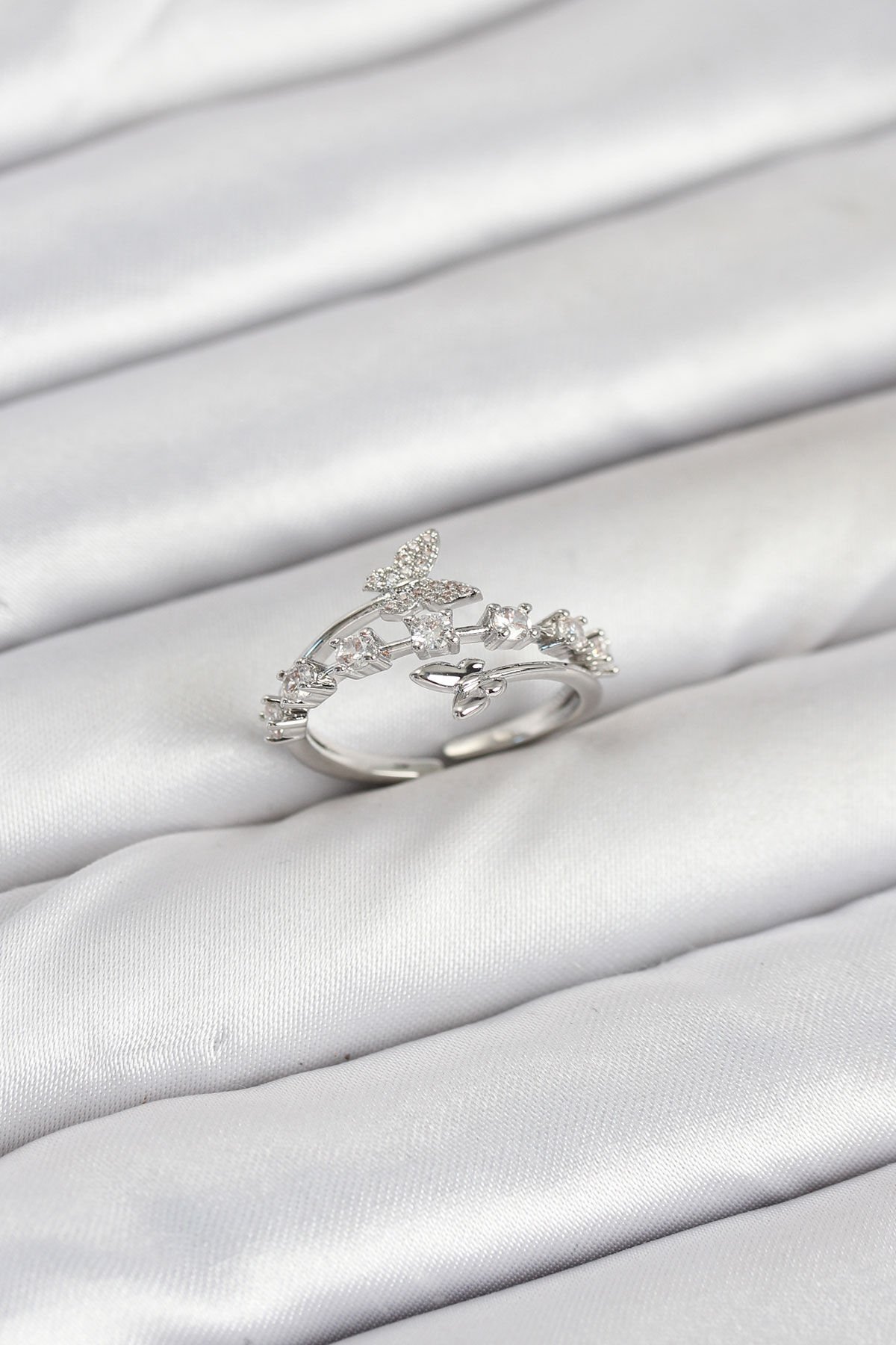 Pirinç Gümüş Renk Zirkon Taşlı Kelebek Model Kadın Yüzük - TJ-BYK3851