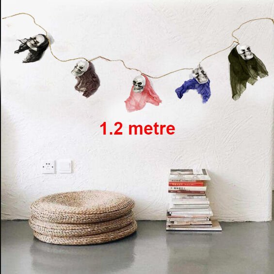 İp Üzeri 5 Adet Kuru Kafa Asmalı Süs 1.2 Metre (4944)
