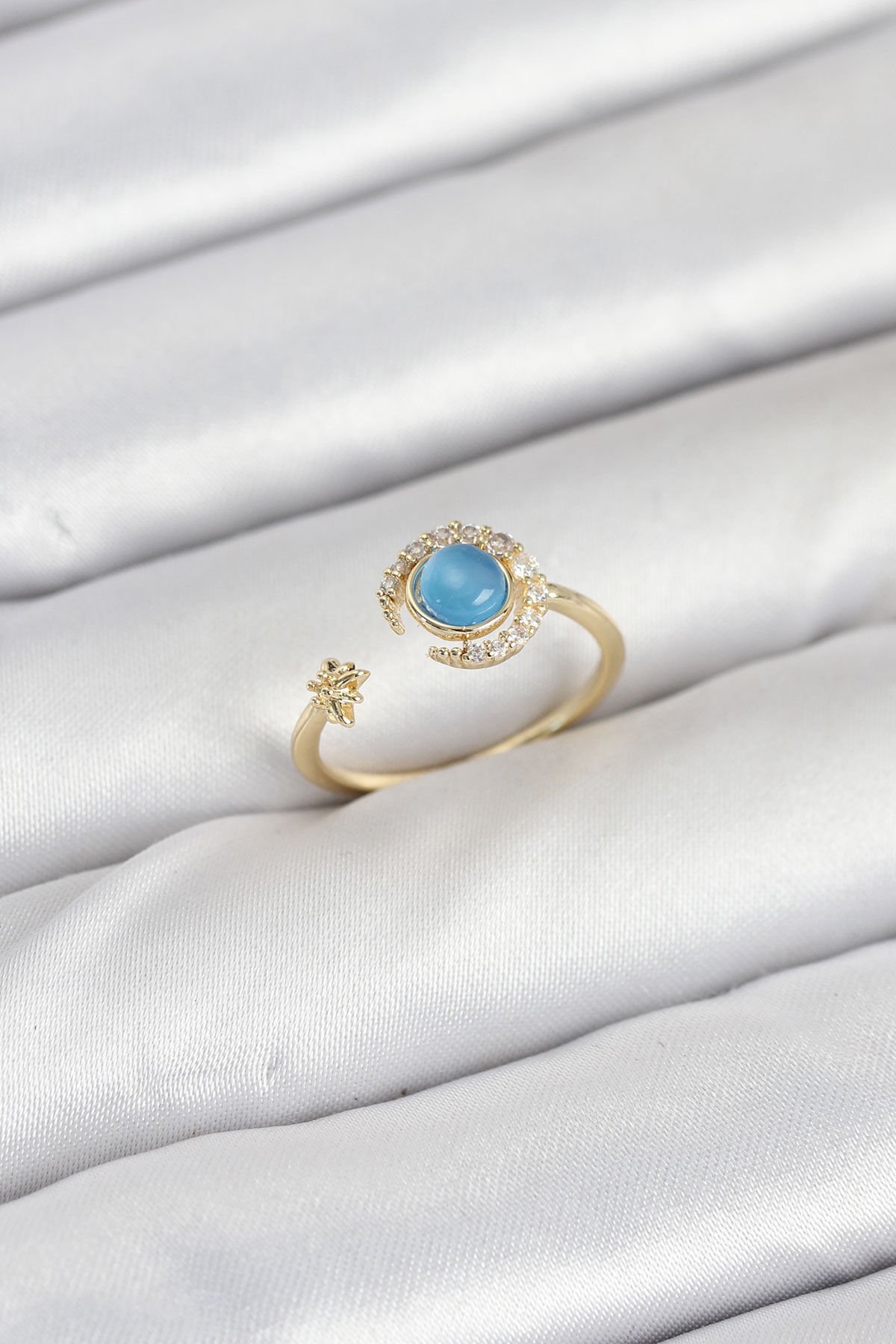 Pirinç Gold Renk Zirkon Taşlı Ay Yıldız Kadın Yüzük - TJ-BYK3860