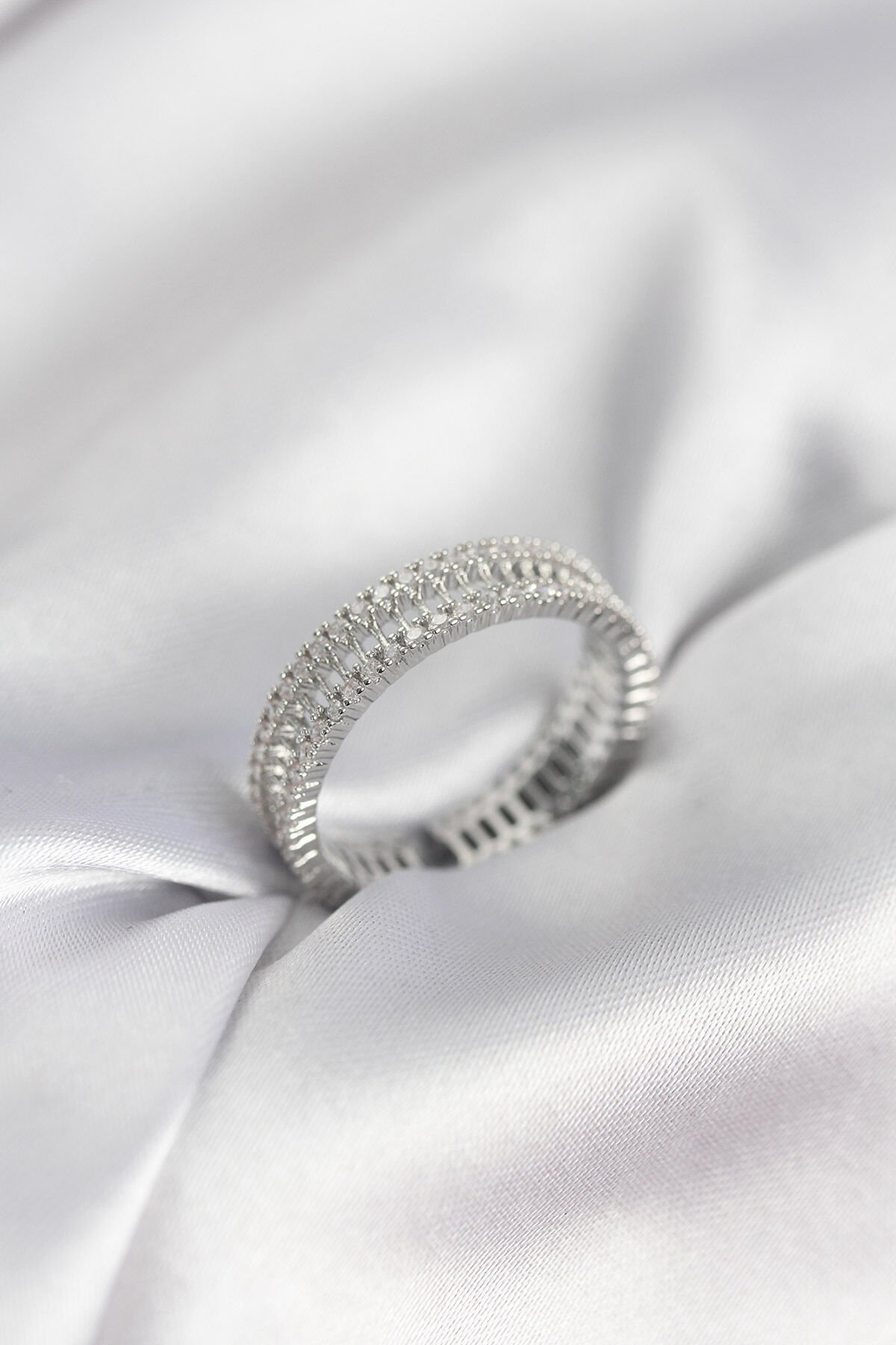 Gümüş Renk Minimal Zirkon Taşlı Kadın Yüzük - TJ-BYK3958