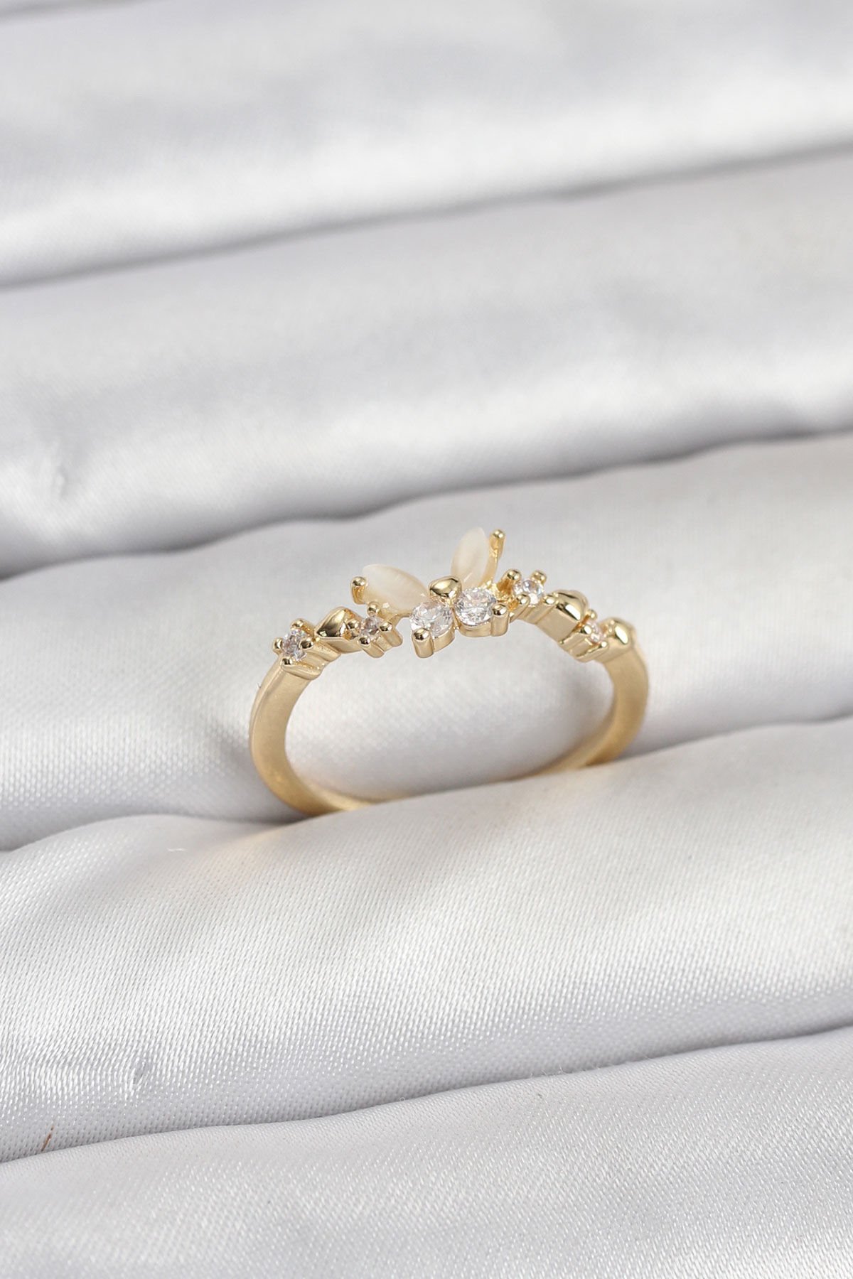 Kelebek Model Gold Renk Pirinç Kadın Yüzük - TJ-BYK3921