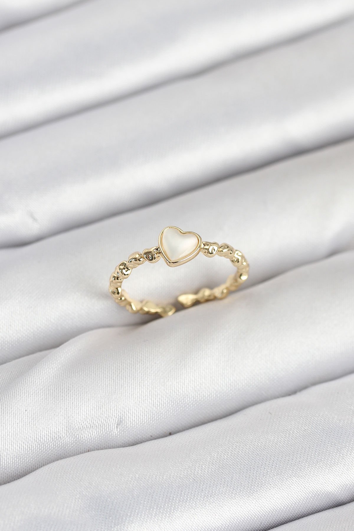 Pirinç Gold Renk Kalpli Model Kadın Yüzük - TJ-BYK3874