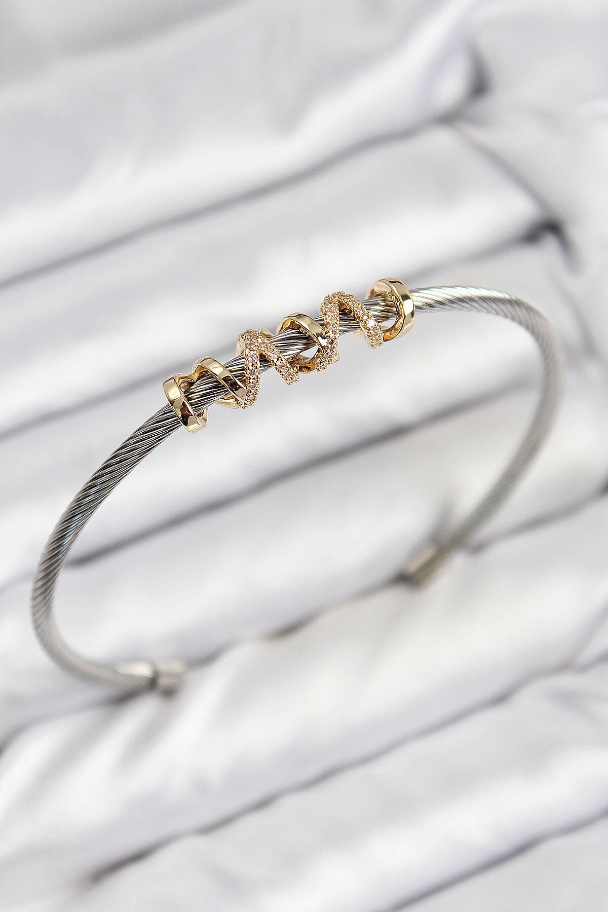 316L Çelik Zirkon Taşlı Model Gold Ve Gümüş Renk Kadın Bileklik - TJ-BB7777