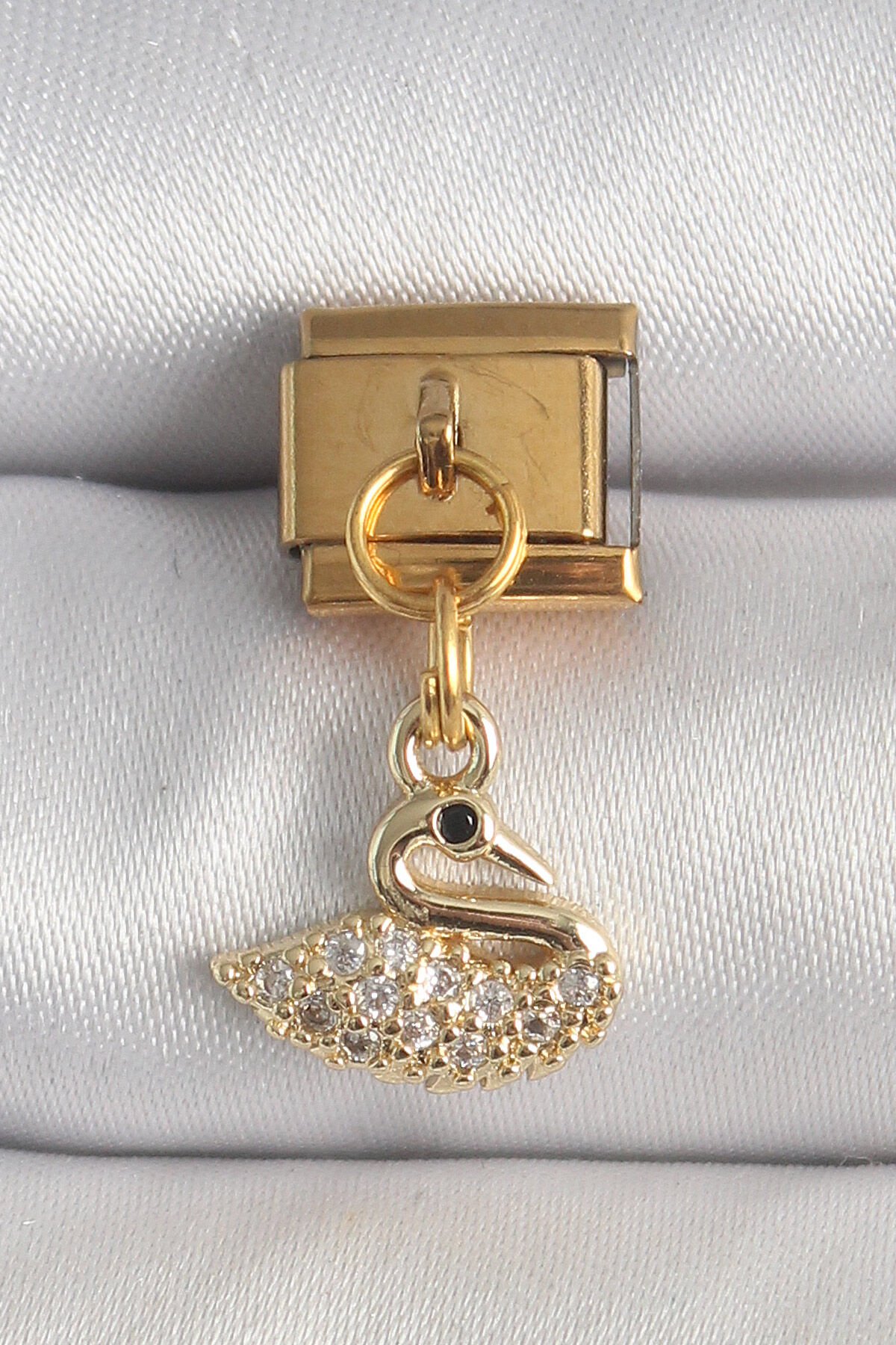 316L Çelik Gold Renk Sallantı Zirkon Taşlı Kuğu Model Nomination Charm - TJ-BC1359