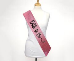 Pembe Üzeri Siyah İtalik Alyanslı Bride To Be Yazılı Simli Işıltılı Kuşak Kemer 10 cm Genişlik (4944)
