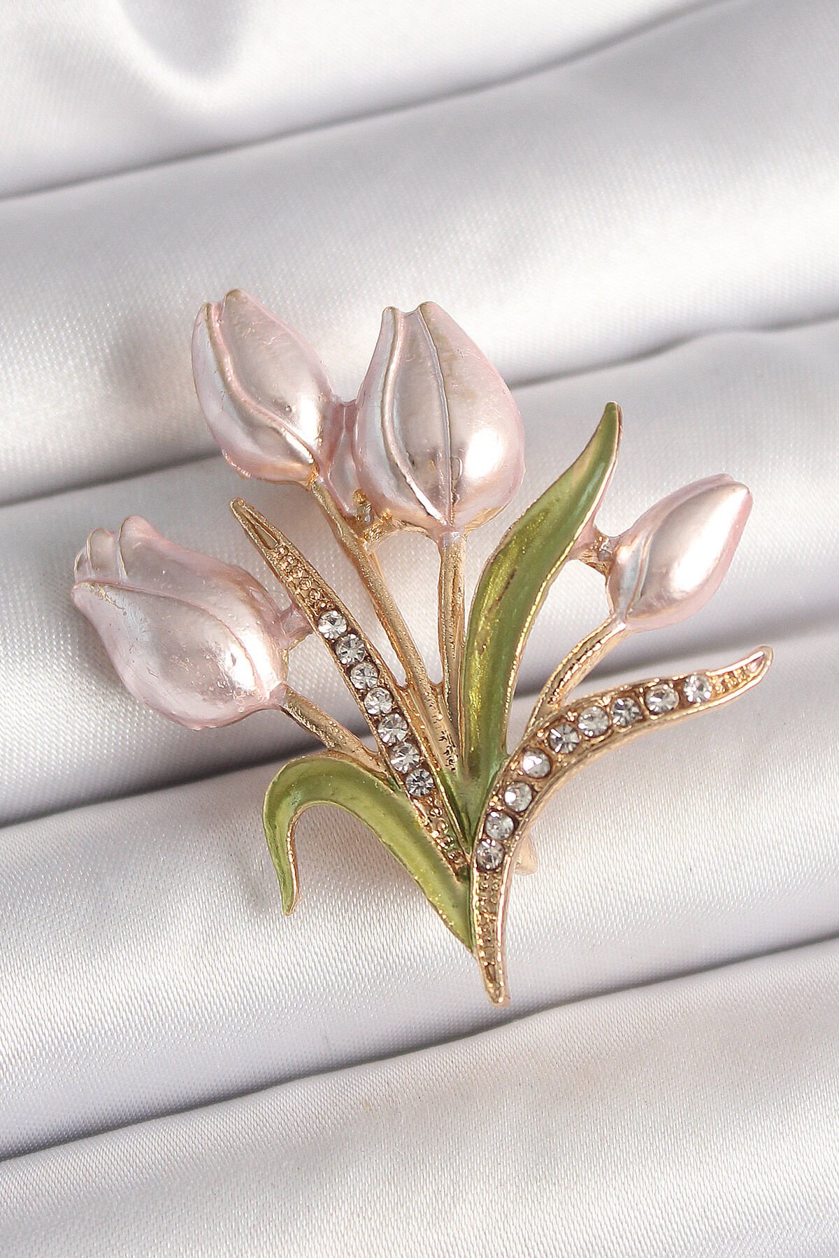 Pirinç Gold Renk Lale Model Zirkon Taş Detay Kadın Broş - TJ-BR433