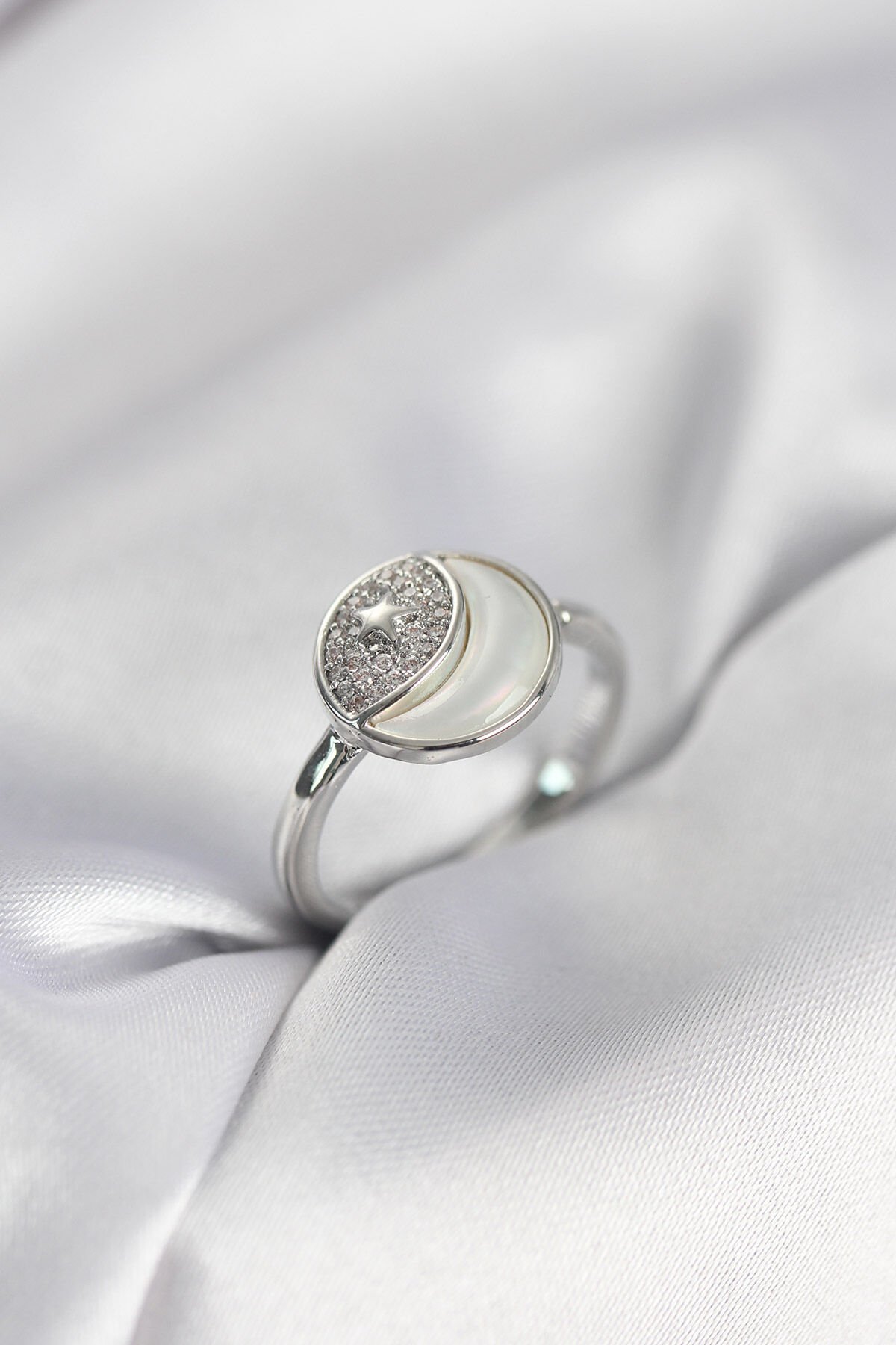 Ay Yıldız Model Gümüş Renk Zirkon Taşlı Kadın Yüzük - TJ-BYK3996