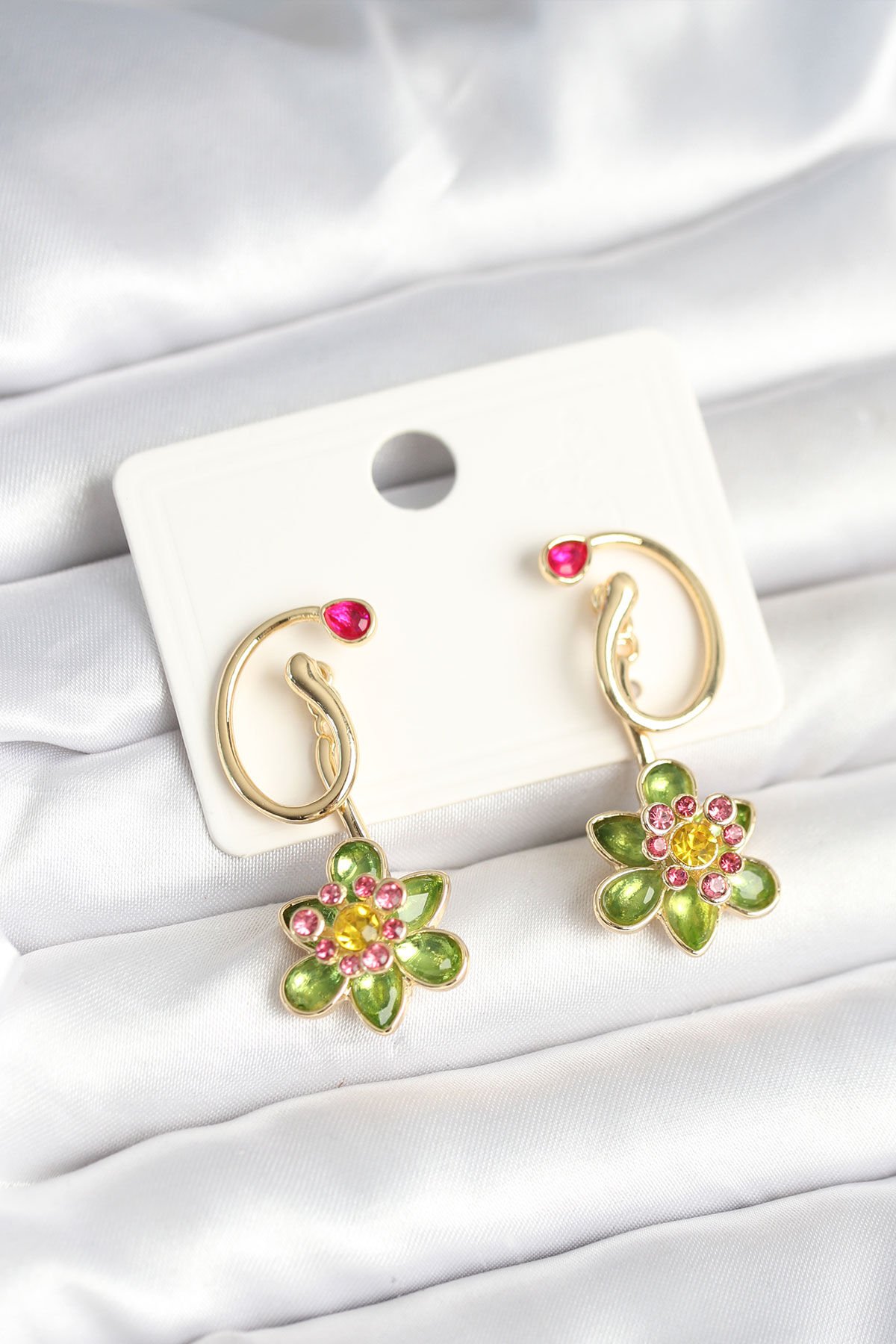 Pirinç Gold Renk Zirkon Taşlı Çiçek Model Kadın Küpe - TJ-BKP11249