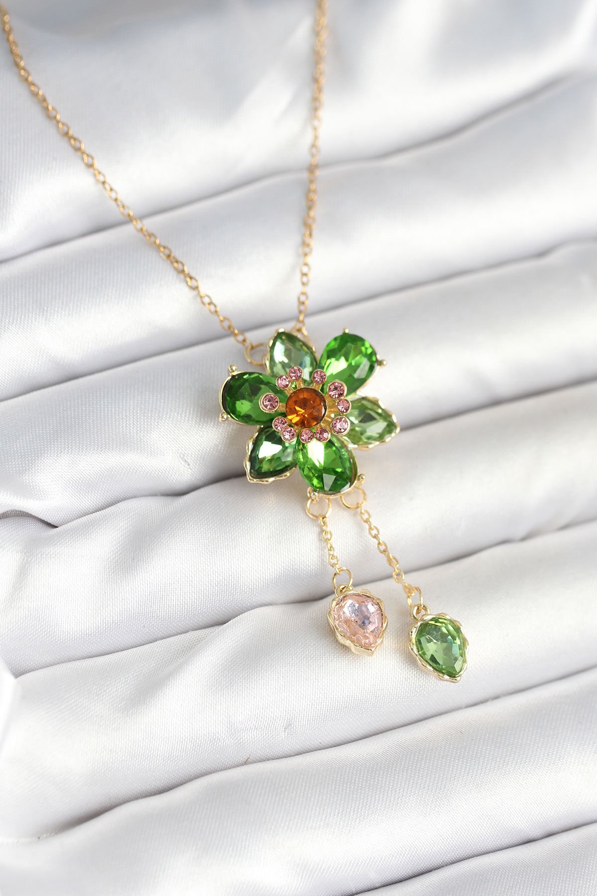 316L Çelik Zincir Gold Renk Çiçek Model Sallantılı Kadın Kolye - TJ-BKO10595