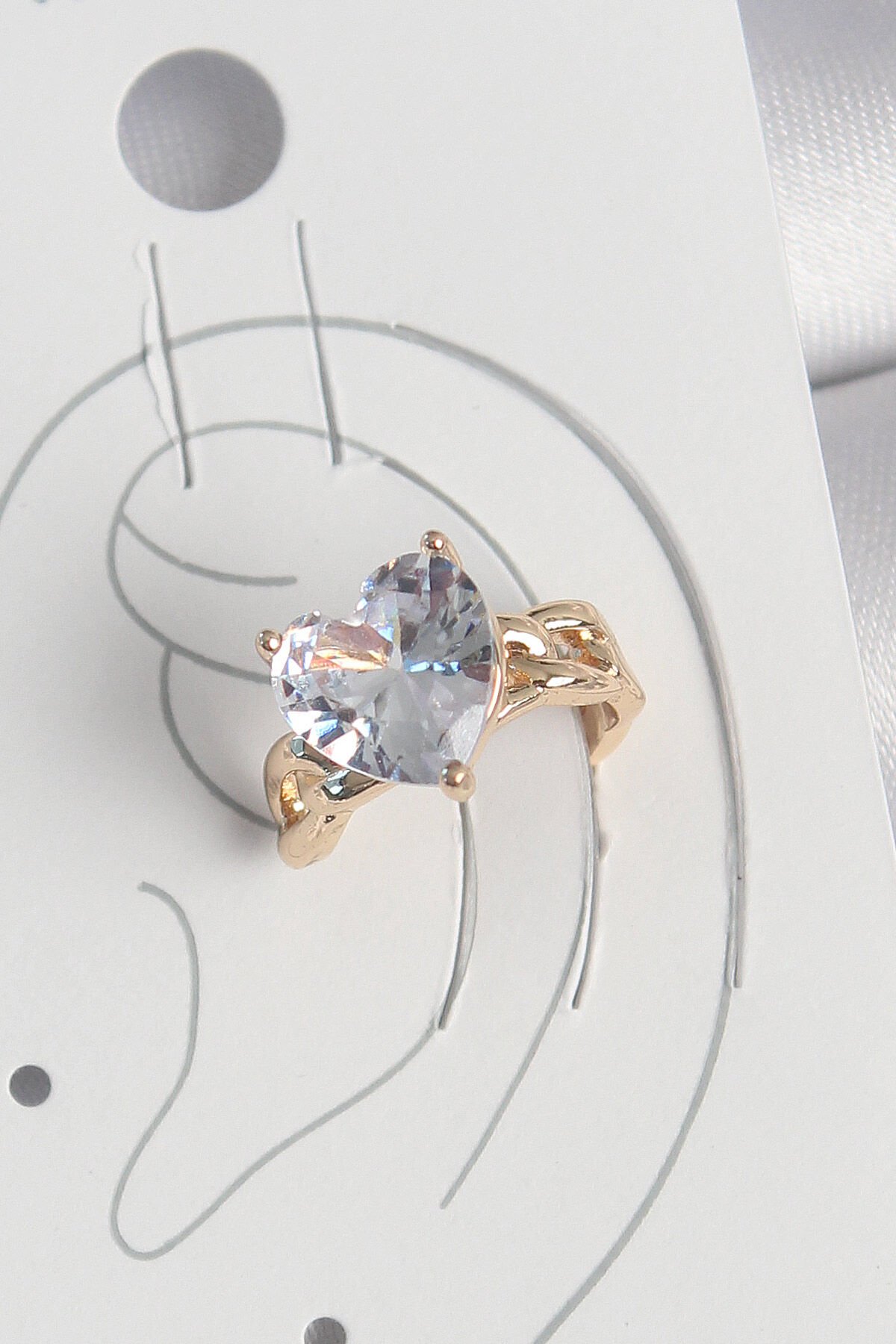 Pirinç Gold Renk Zirkon Taşlı Kalp Model Kadın Kıkırdak Küpe - TJ-BKP10578