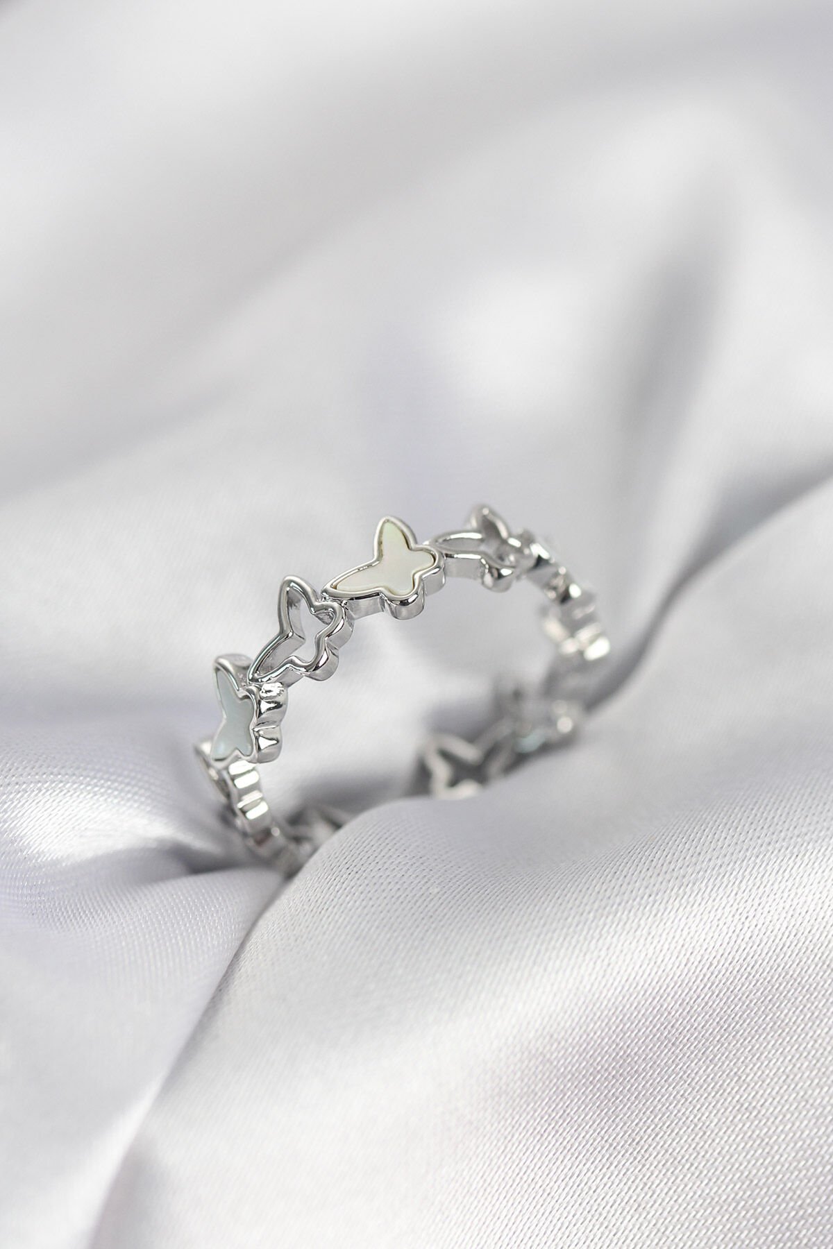 Gümüş Renk Kelebek Model Pirinç Kadın Yüzük - TJ-BYK4037