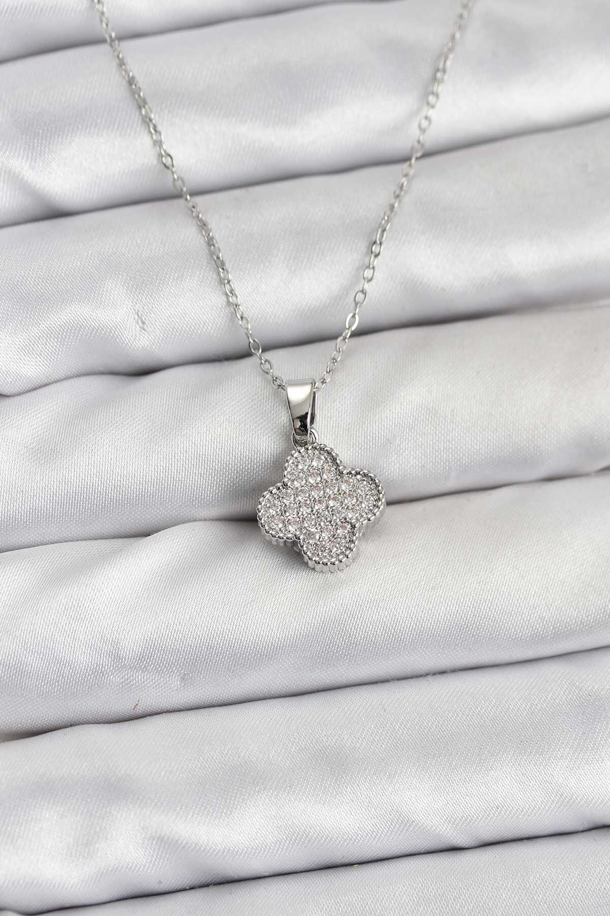 316L Çelik Zincir Gümüş Renk Zirkon Taşlı Yonca Model Kadın Kolye - TJ-BKO10772