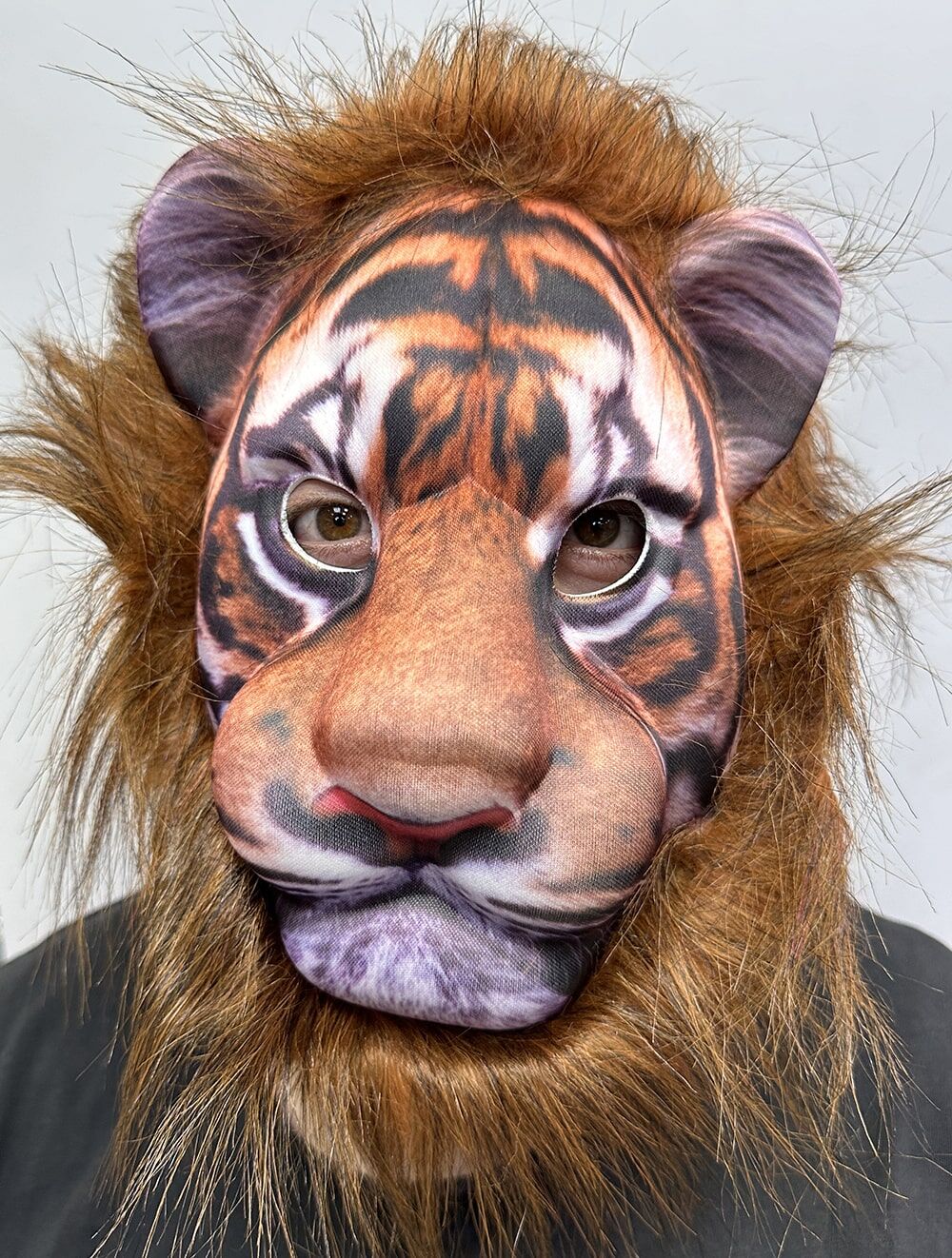 Kahverengi Yeleli Saçlı Peluş Aslan Maskesi Mega Peluş 6 No